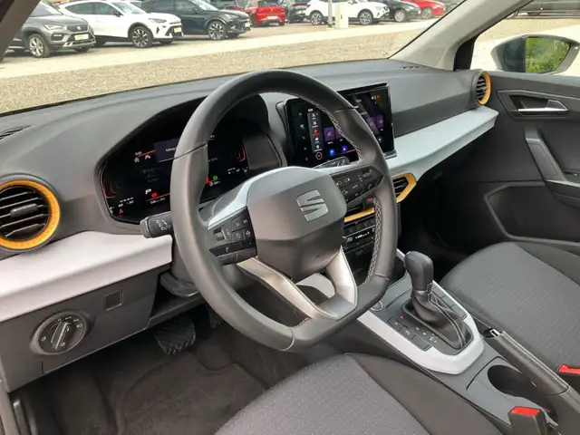 SEAT Arona view 10
