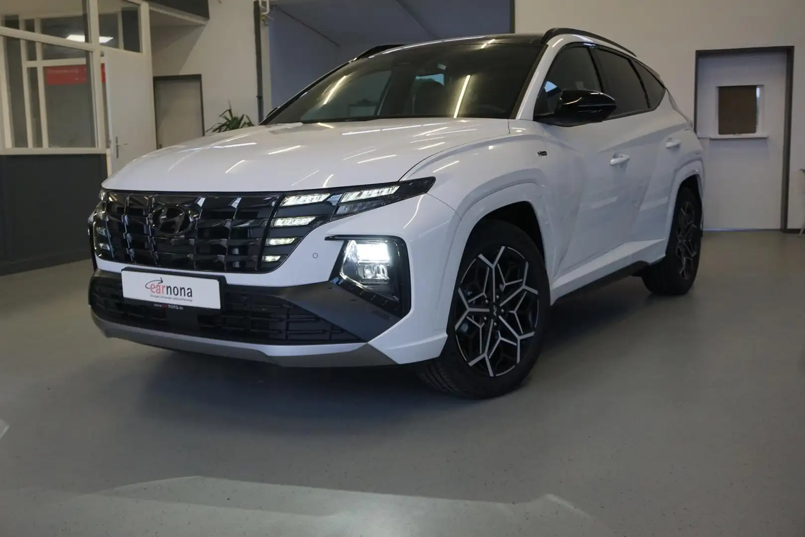Hyundai TUCSON N-Line  4WD 180 PS DCT MHEV/19"/P-Dach/Krell Weiß - 2