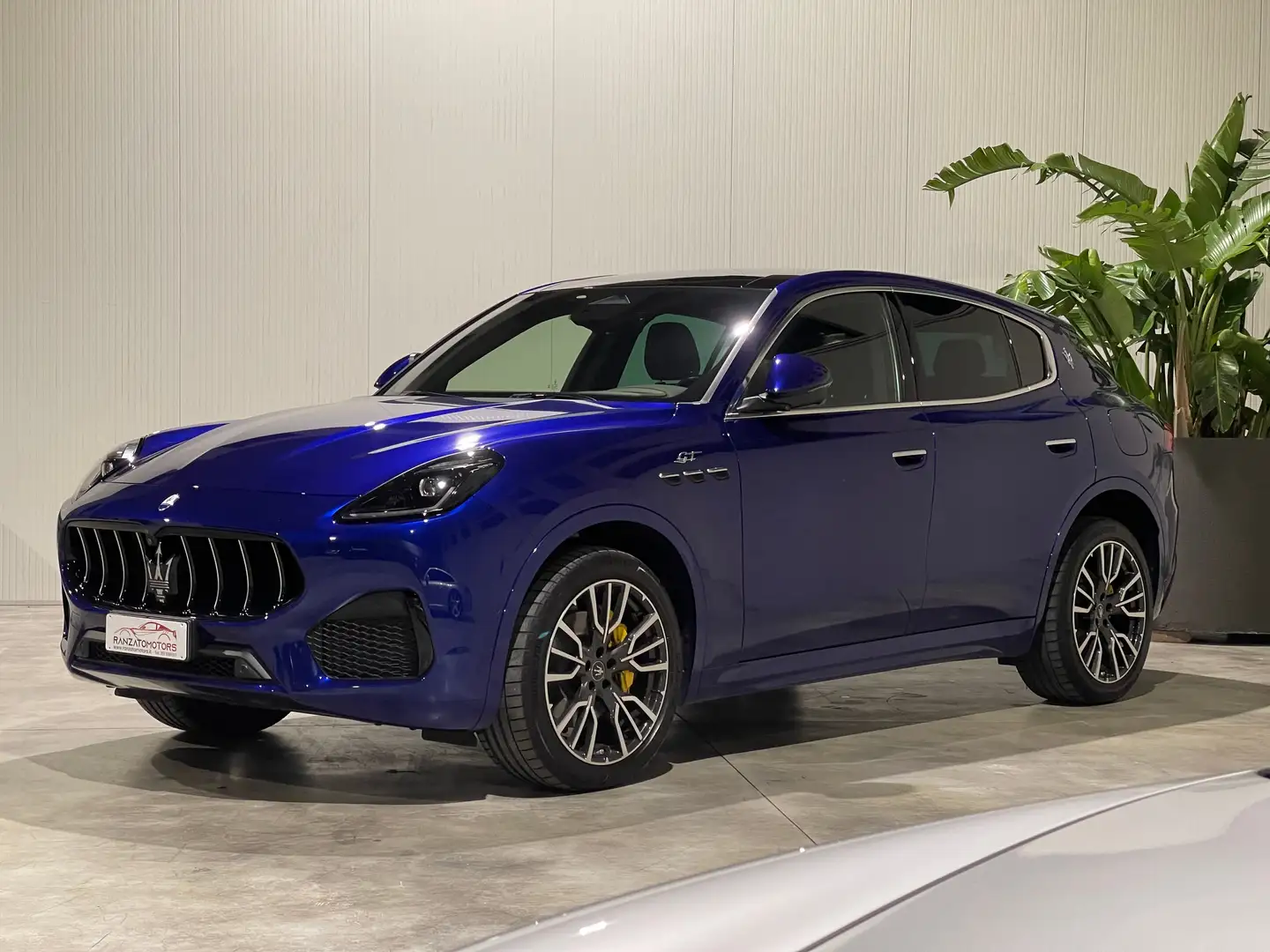 Maserati Grecale Grecale 2.0 mhev GT 300cv auto Blu/Azzurro - 2