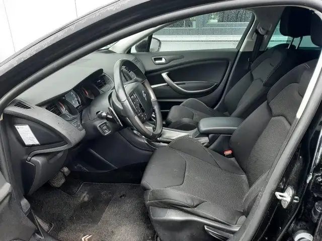 Citroen C5 view 8