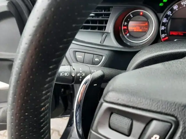 Citroen C5 view 12