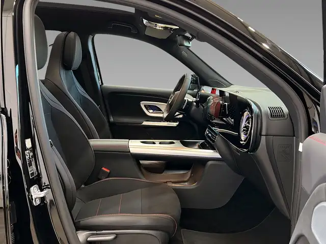 Mercedes-Benz GLB Class view 14