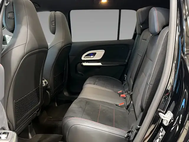 Mercedes-Benz GLB Class view 9