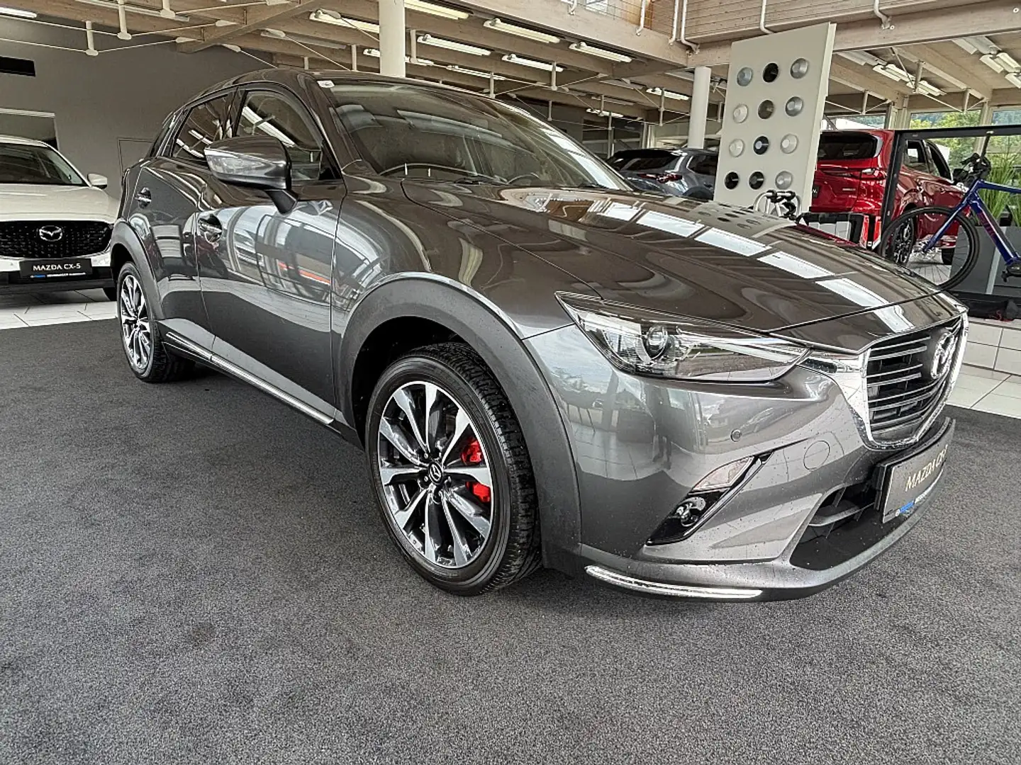 Mazda CX-3 G150 AWD Revolution Grau - 2