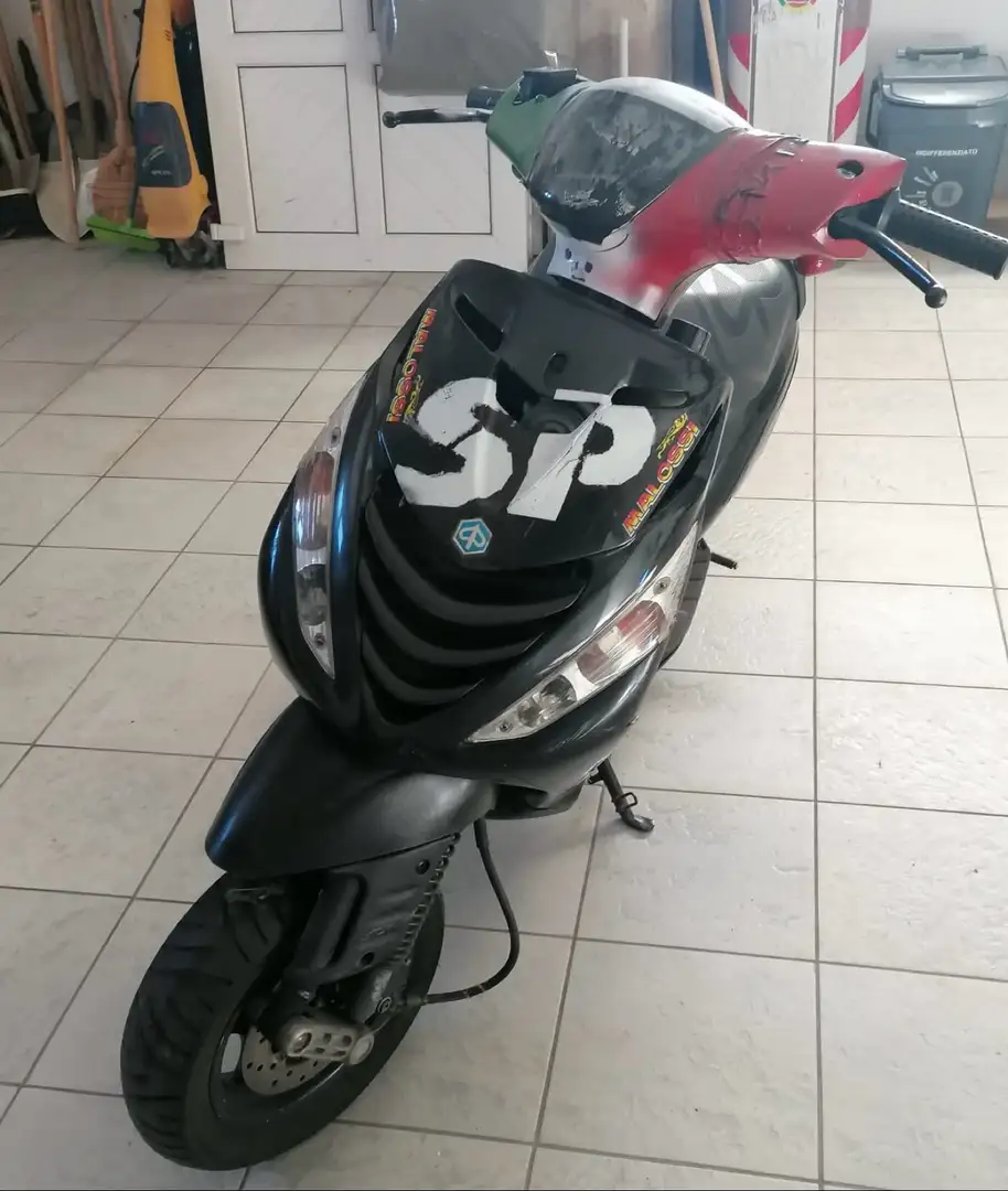Piaggio Zip SP Sp Чорний - 1