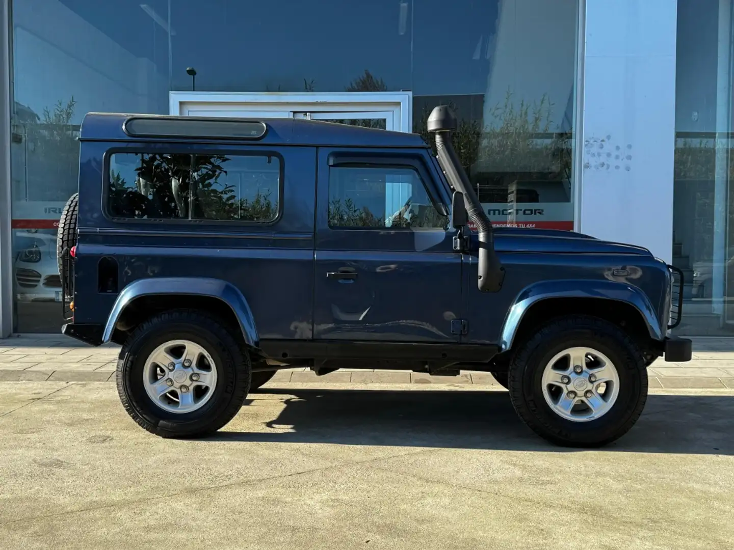 Land Rover Defender 90 SW SE Azul - 1