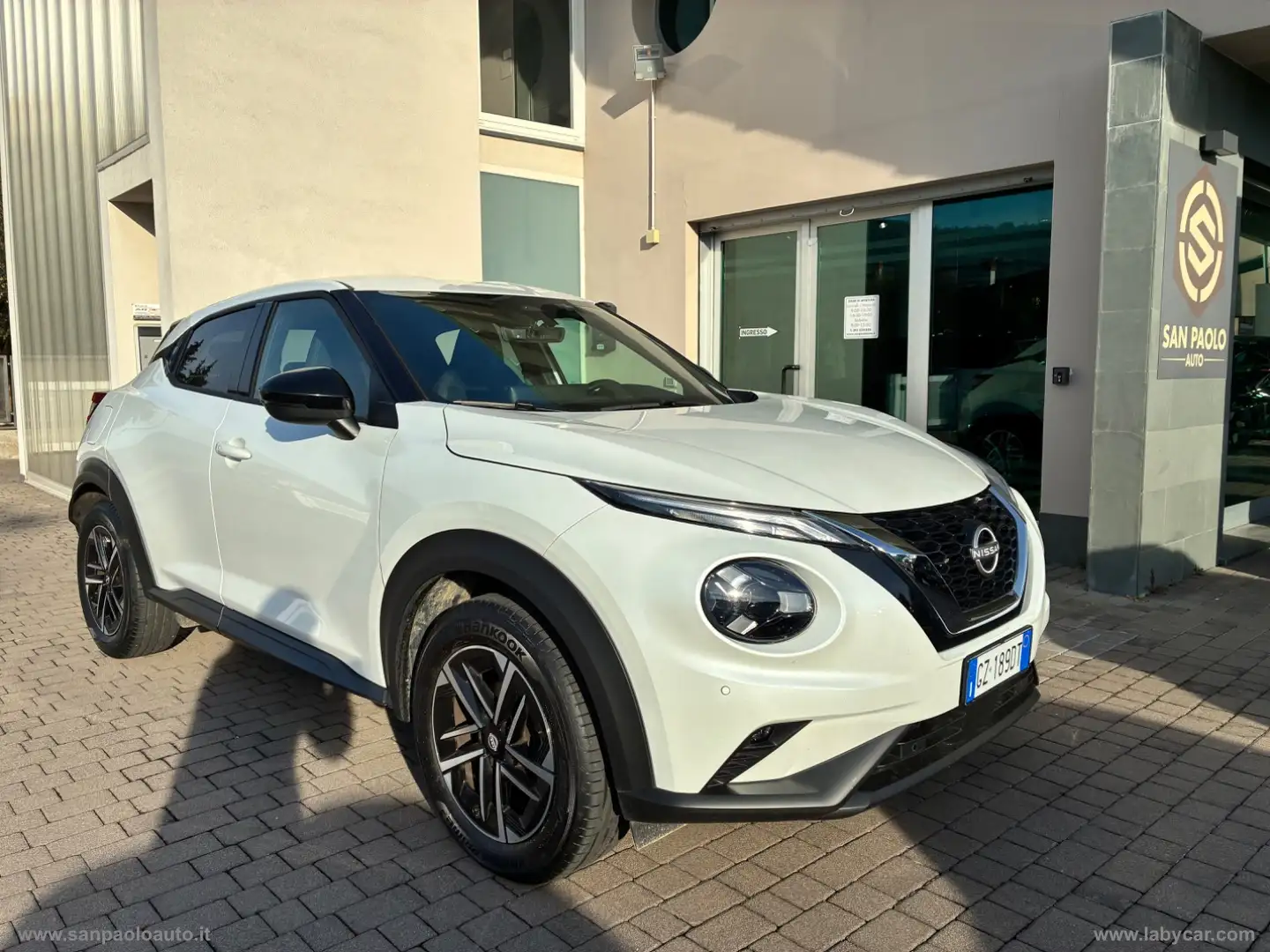 Nissan Juke 1.0 DIG-T 114 CV DCT N-Connecta Blanc - 1