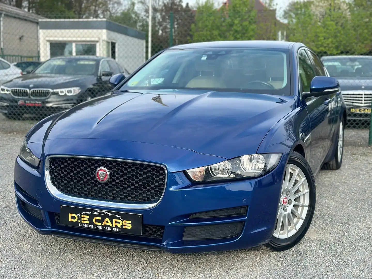 Jaguar XE 2.0 D E-Performance Prestige Blauw - 1