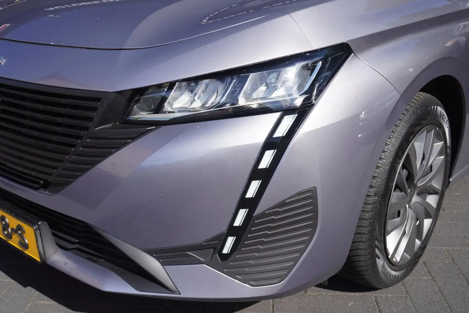 Peugeot 308 Airco/Navi/Carplay/Park.sensoren achter/Cruise Grijs - 2