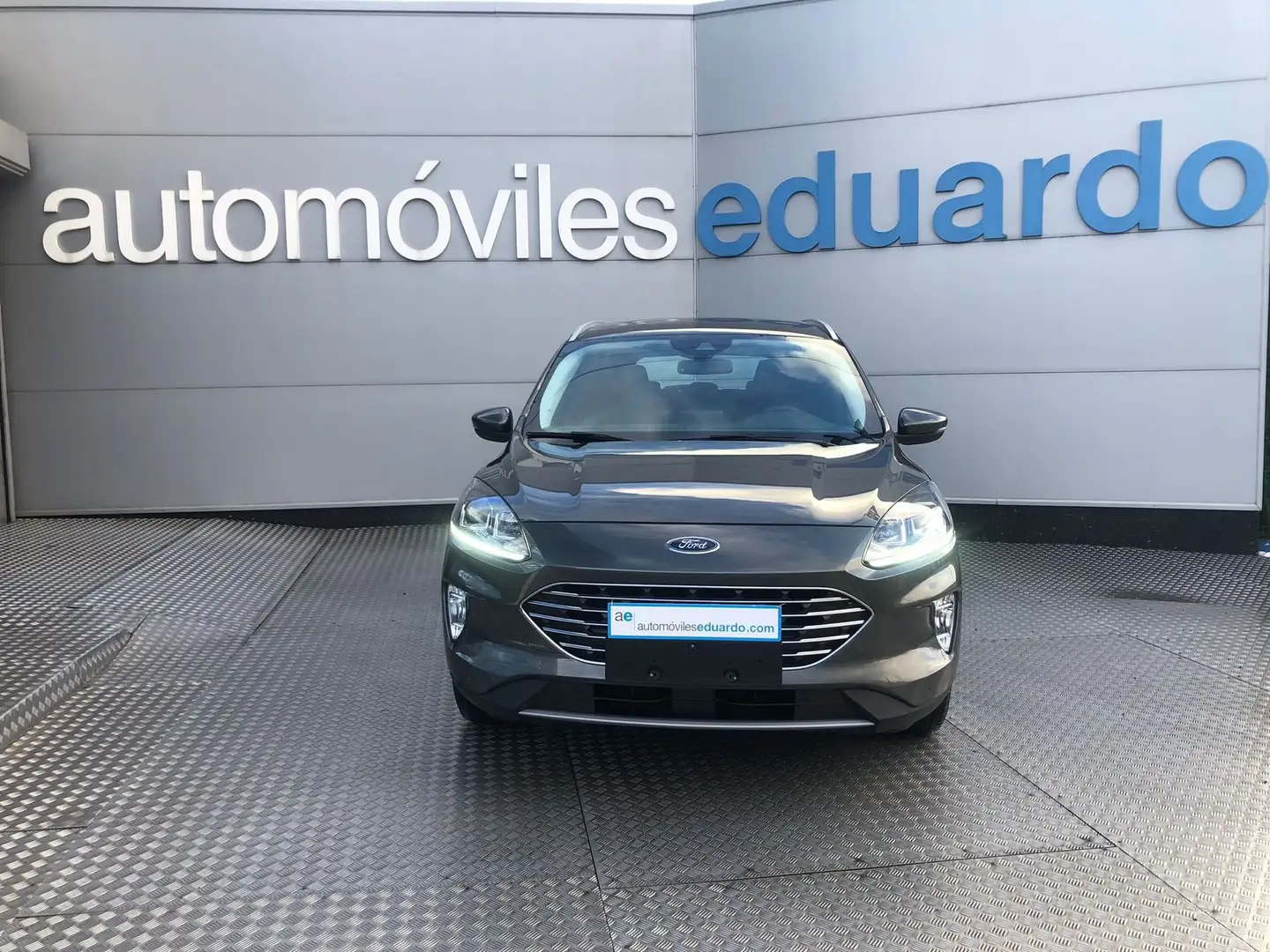 Ford Kuga 2.5 Duratec FHEV 190cv Auto ST-Line Gris - 2