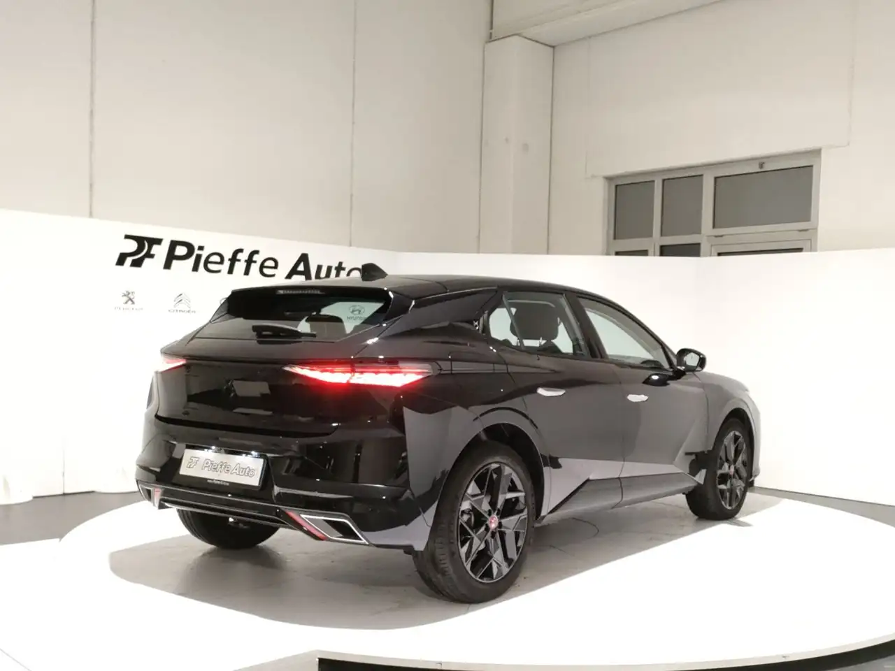 DS Automobiles DS 4 Crossback 2023