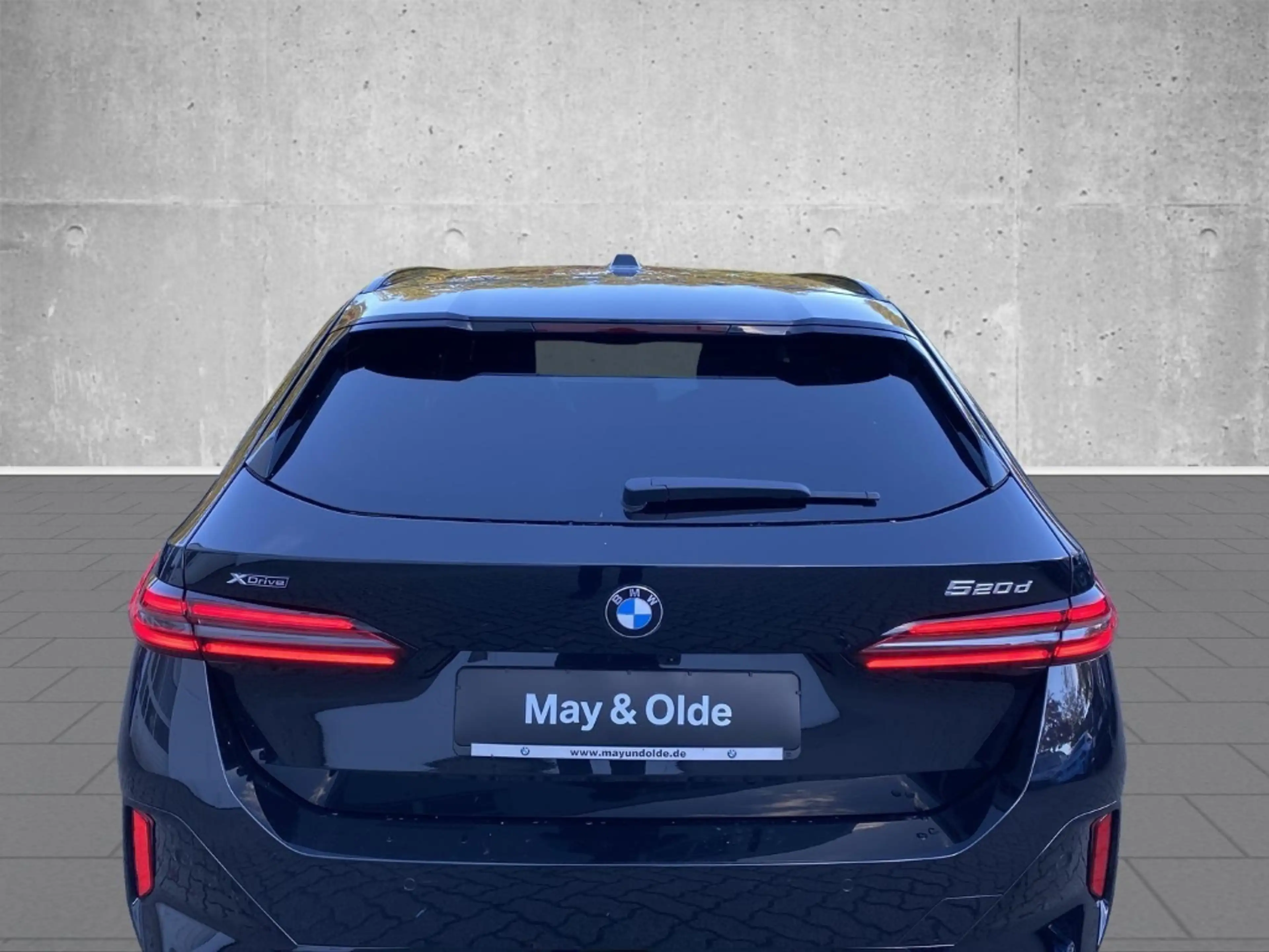 BMW 520 d Touring xDrive M Sport Pro AHK HUD PA+ H/K — photo 14
