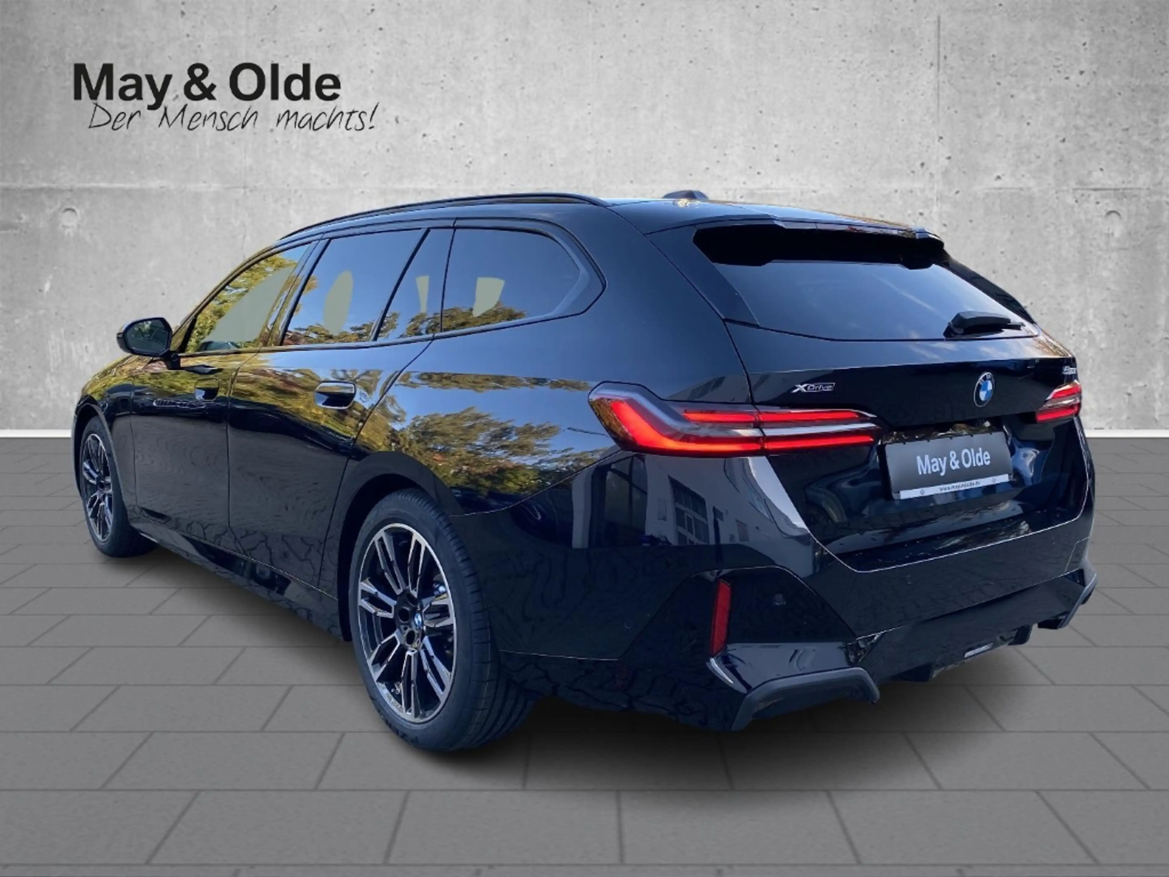 BMW 520 d Touring xDrive M Sport Pro AHK HUD PA+ H/K — photo 5