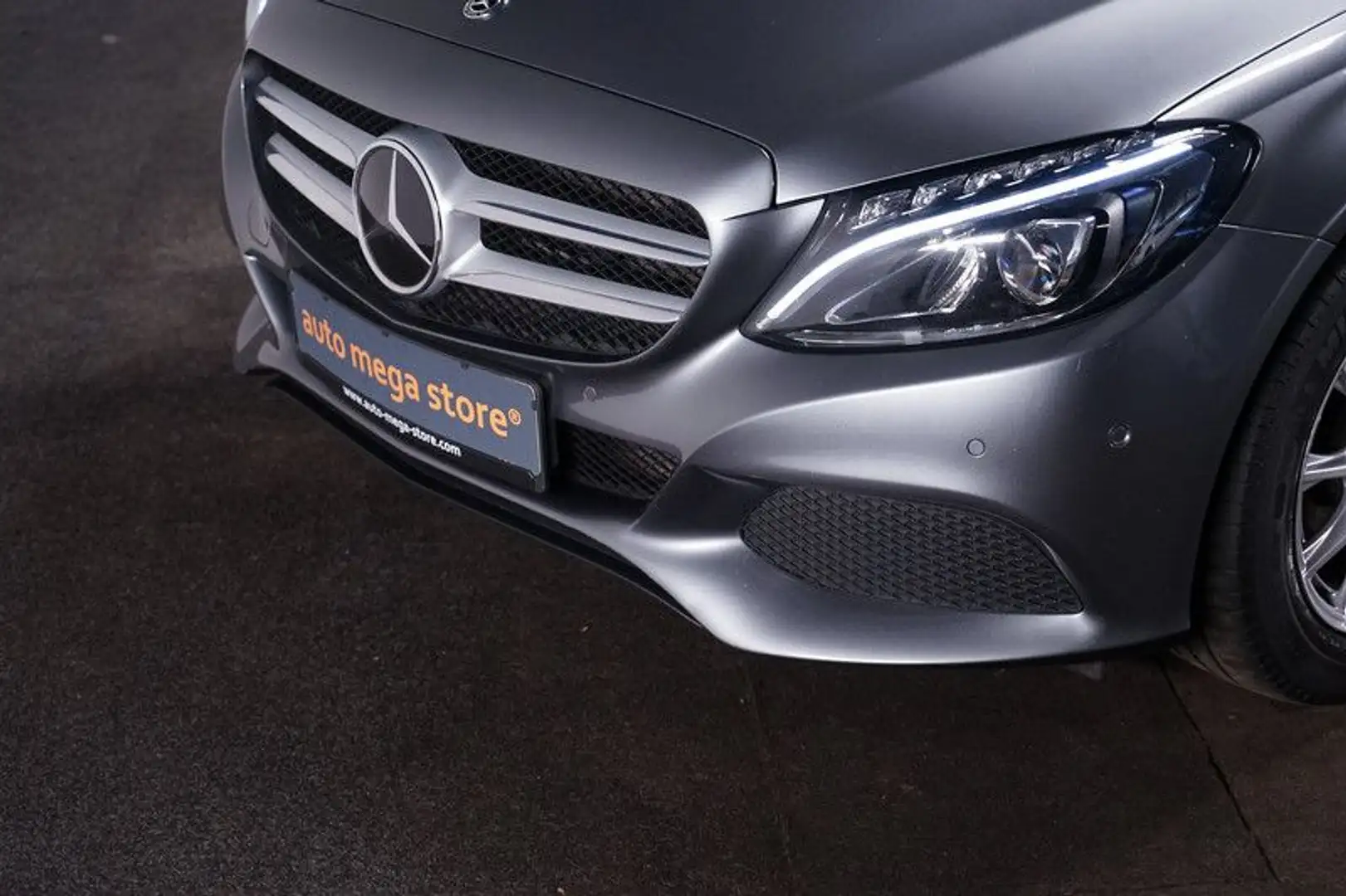 Mercedes-Benz C 220 2.2 d 9G-Tronic*ACC*LED*NAVI*SHZ*LEDER*PDC Grau - 2