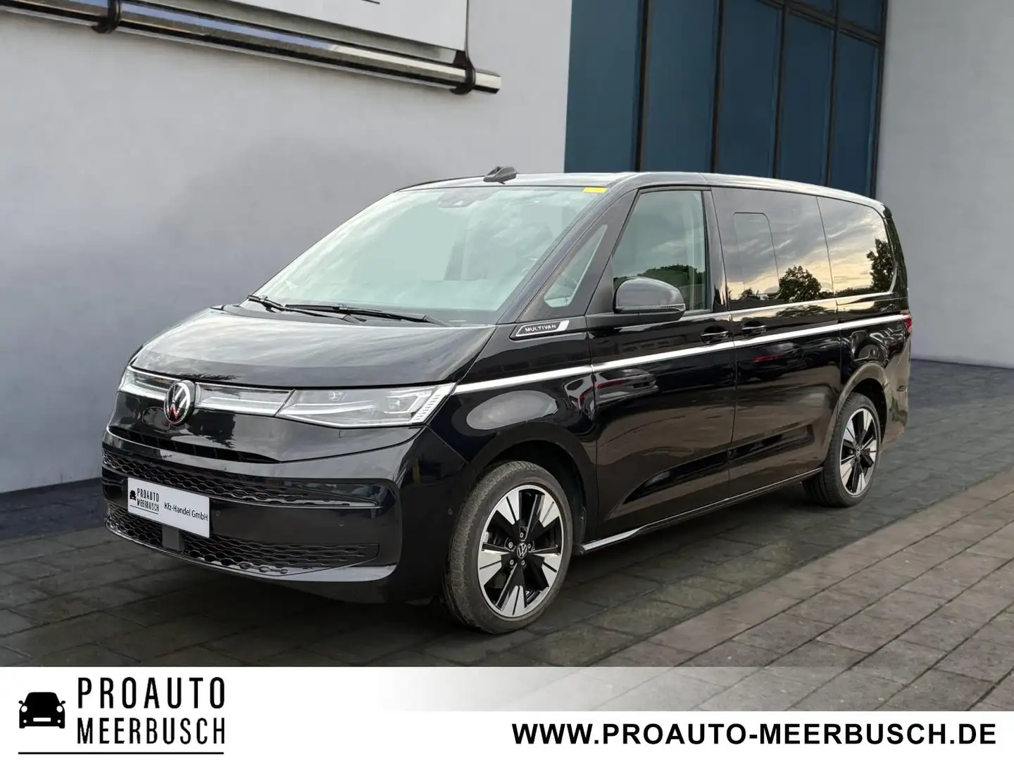 Volkswagen T7 Multivan Style lang AHK/ACC/HUD/PANO/STNDHZNG Schwarz - 1