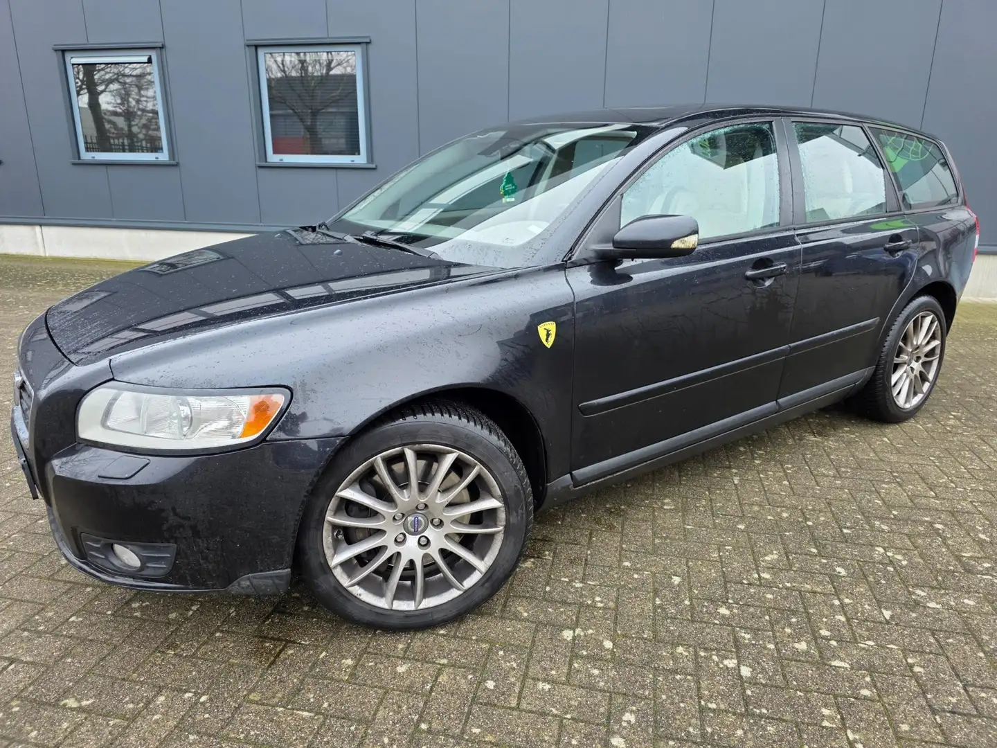 Volvo V50