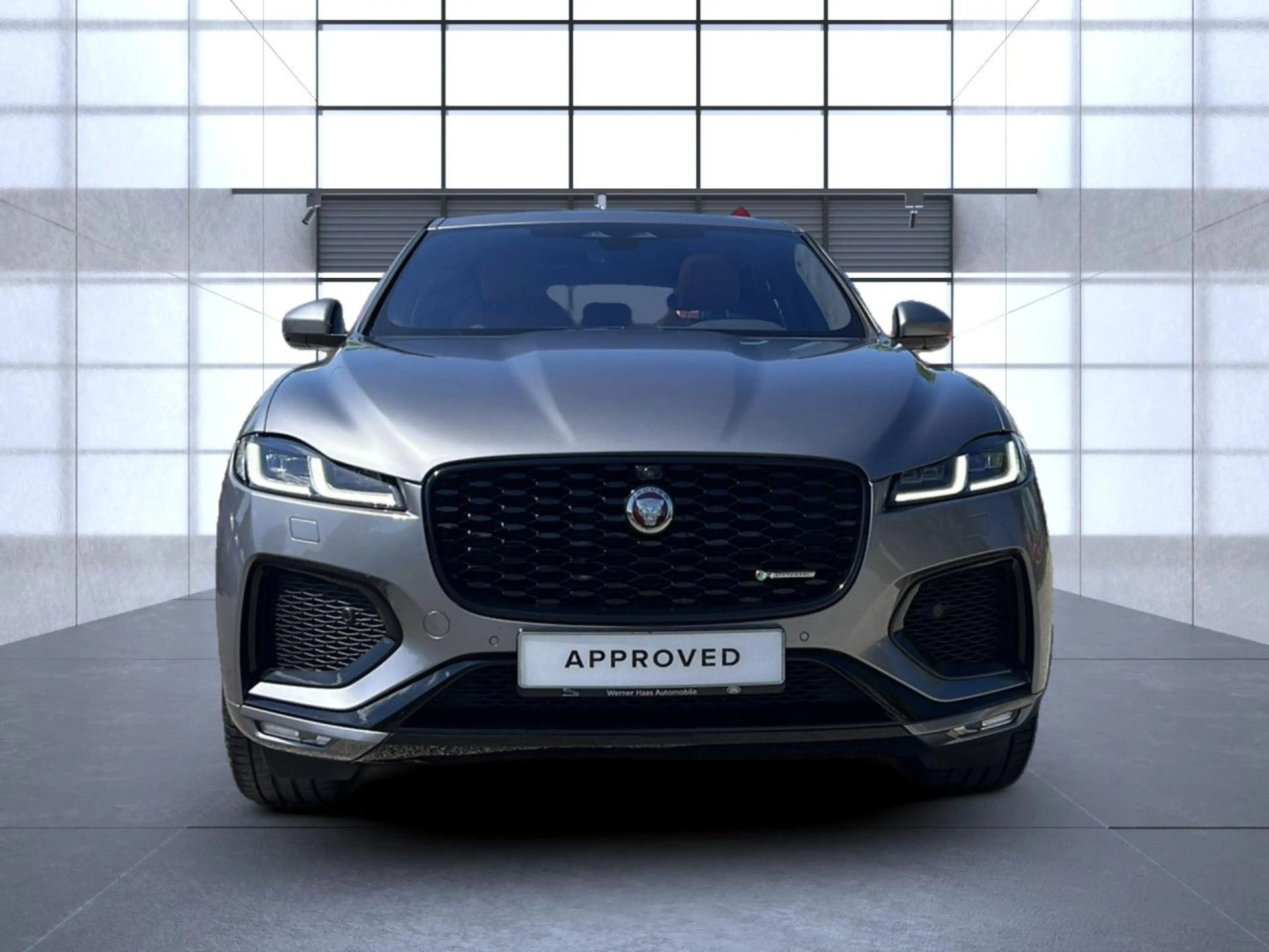 Jaguar F-Pace D300 AWD R-Dynamic HSE — photo 5