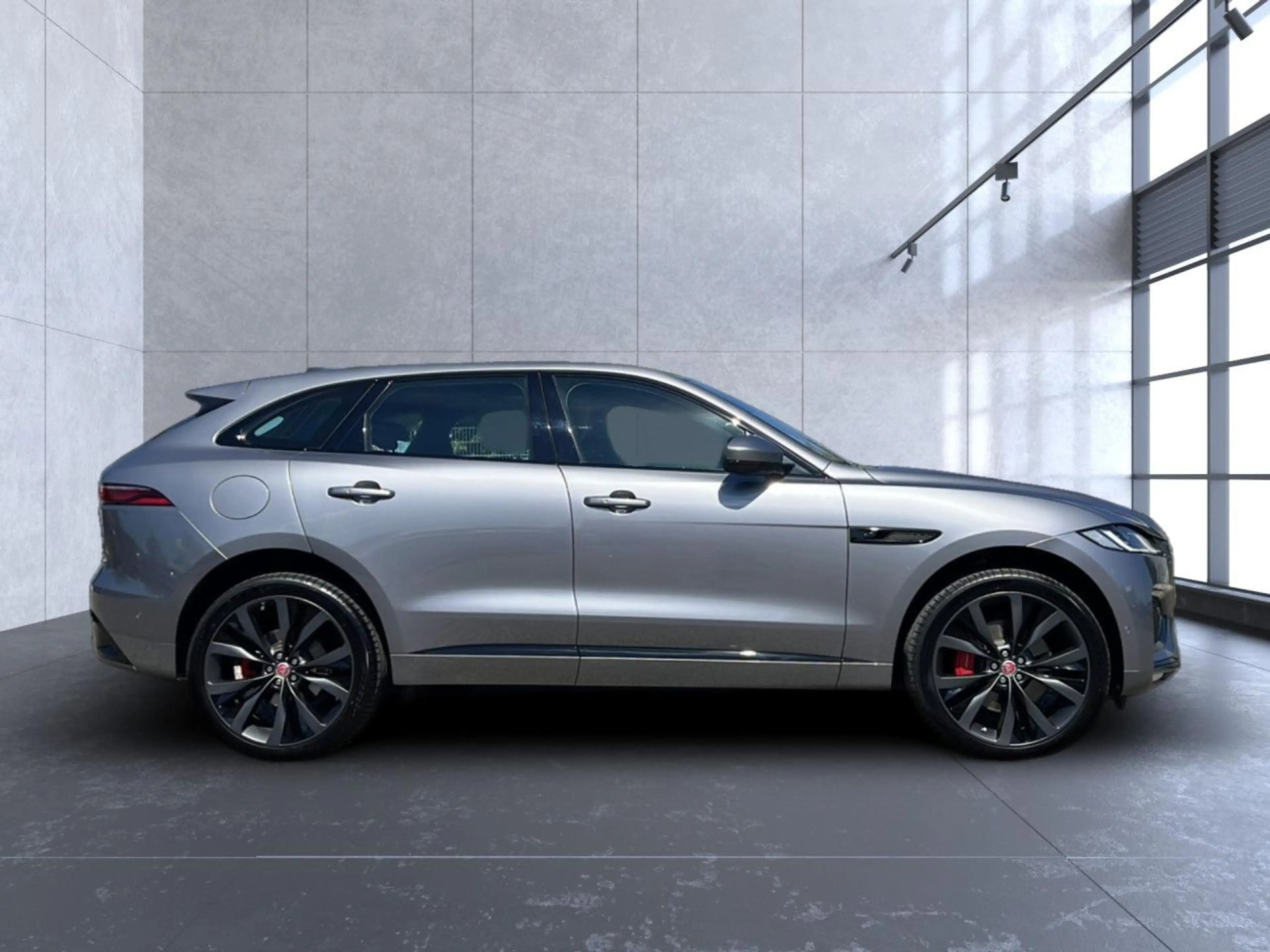 Jaguar F-Pace D300 AWD R-Dynamic HSE — photo 6