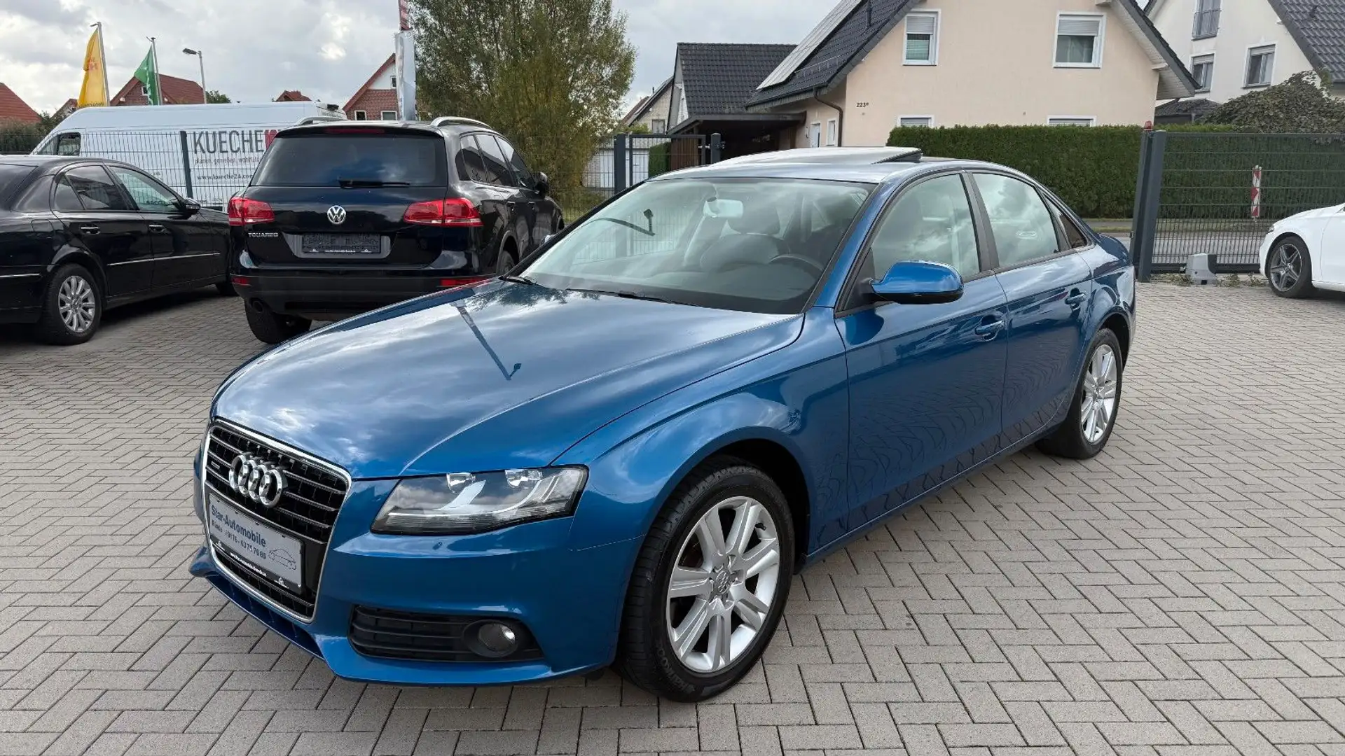Audi A4 3.0 TDI quattro Lim.Attraction-Automatik-Navi Blau - 1