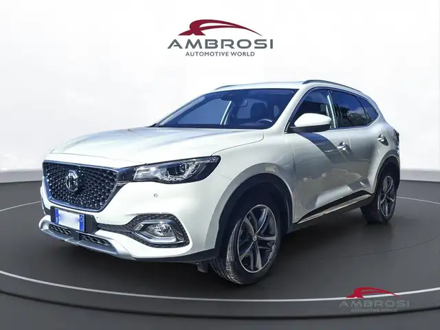 MG EHS Plug-in Hybrid Exclusive