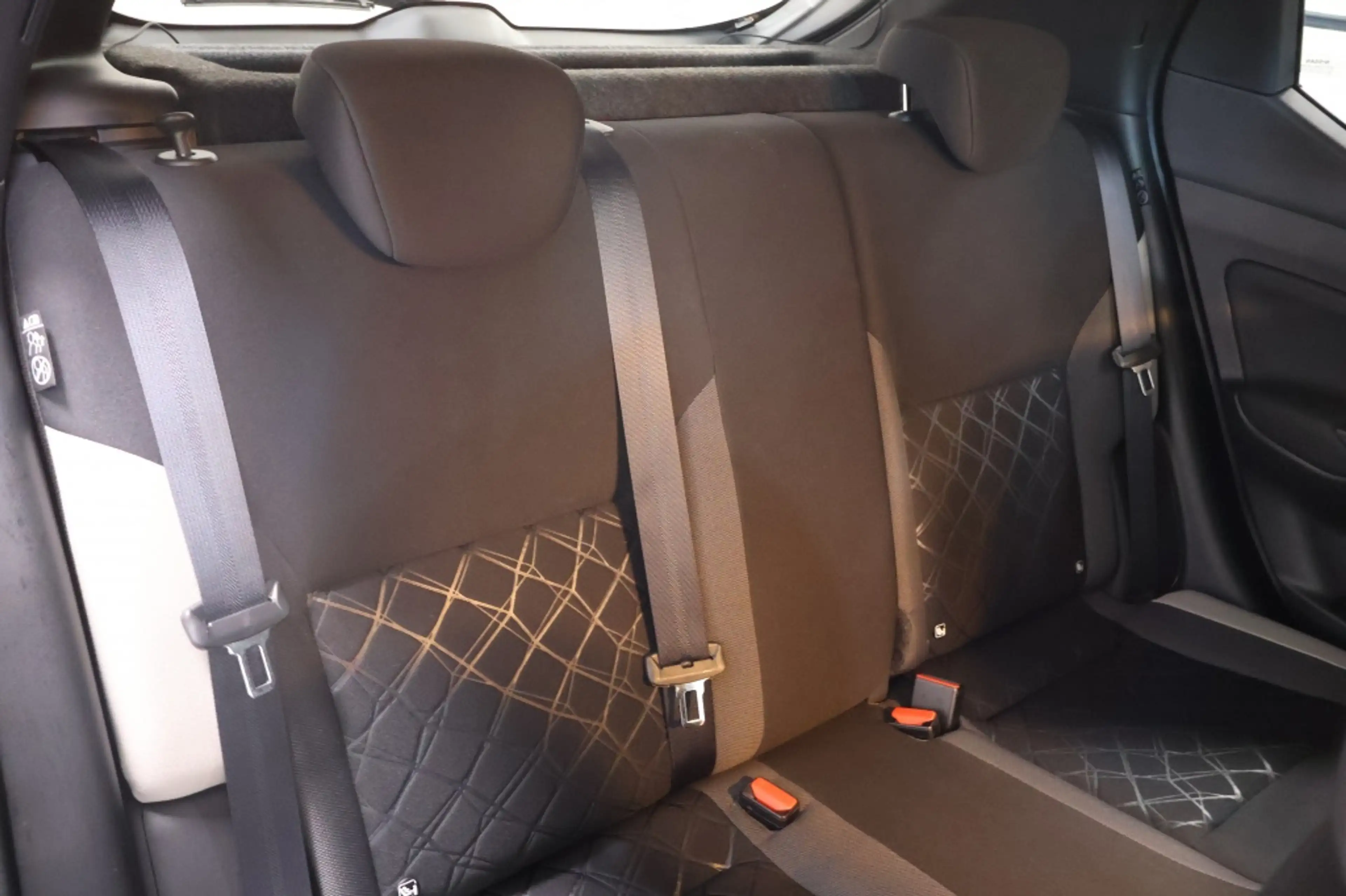 Nissan Micra 1.0 IG-T Tekna — photo 13