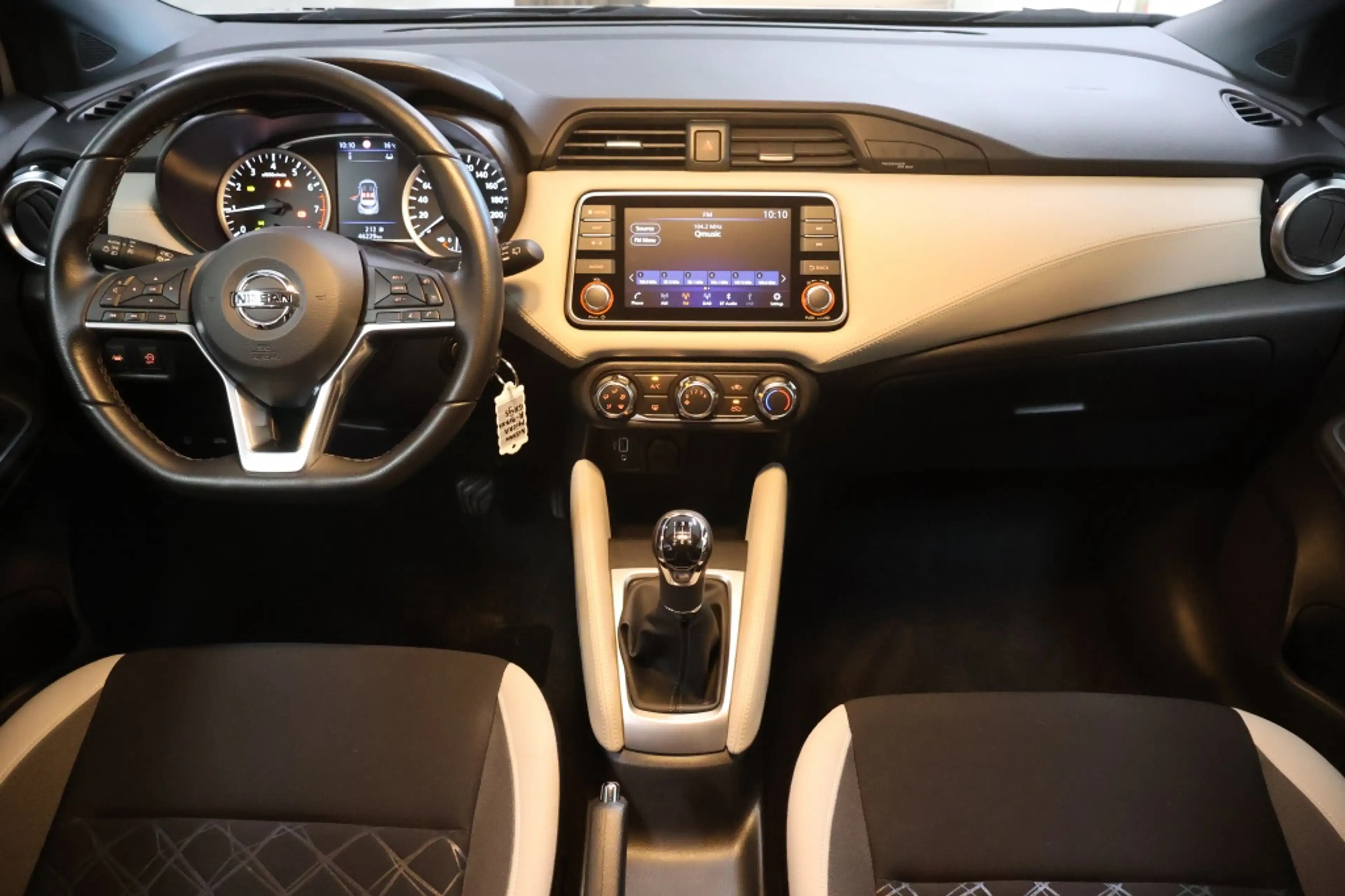 Nissan Micra 1.0 IG-T Tekna — photo 7