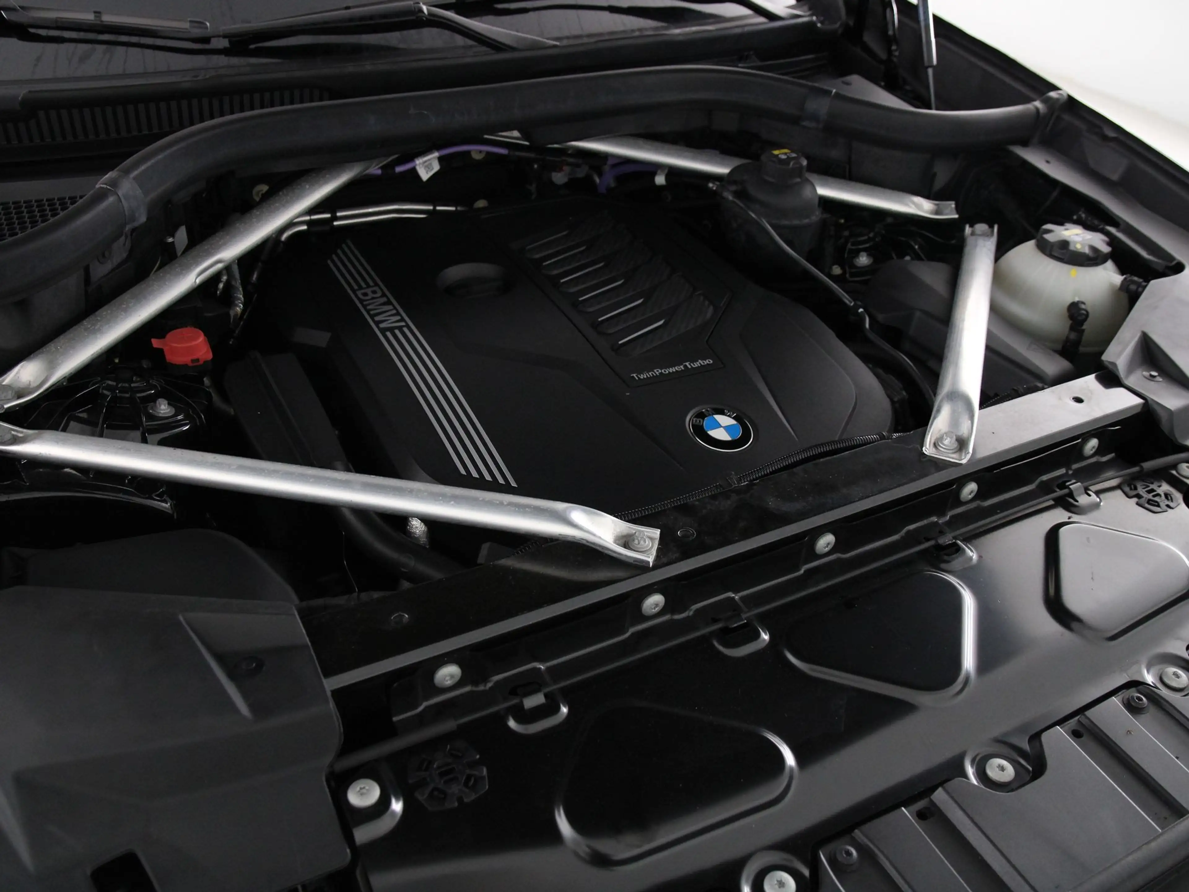 BMW X6 xDrive40i High Executive — photo 4