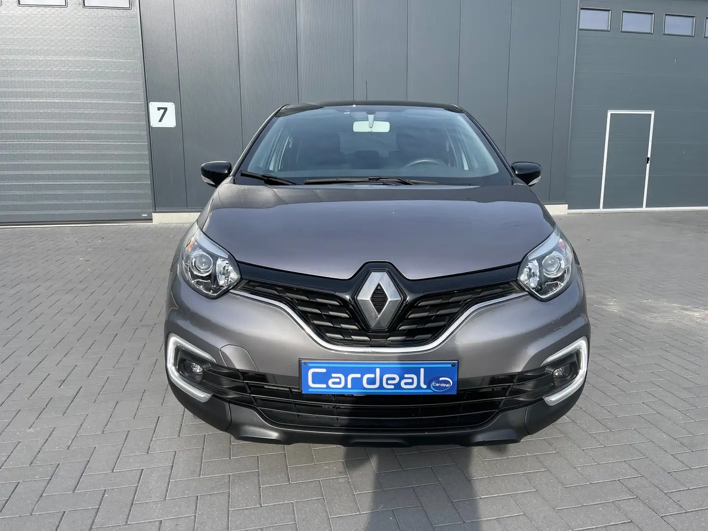 Renault Captur 0.9 TCe Limited/GPS/GARANTIE.12.MOIS Gris - 2