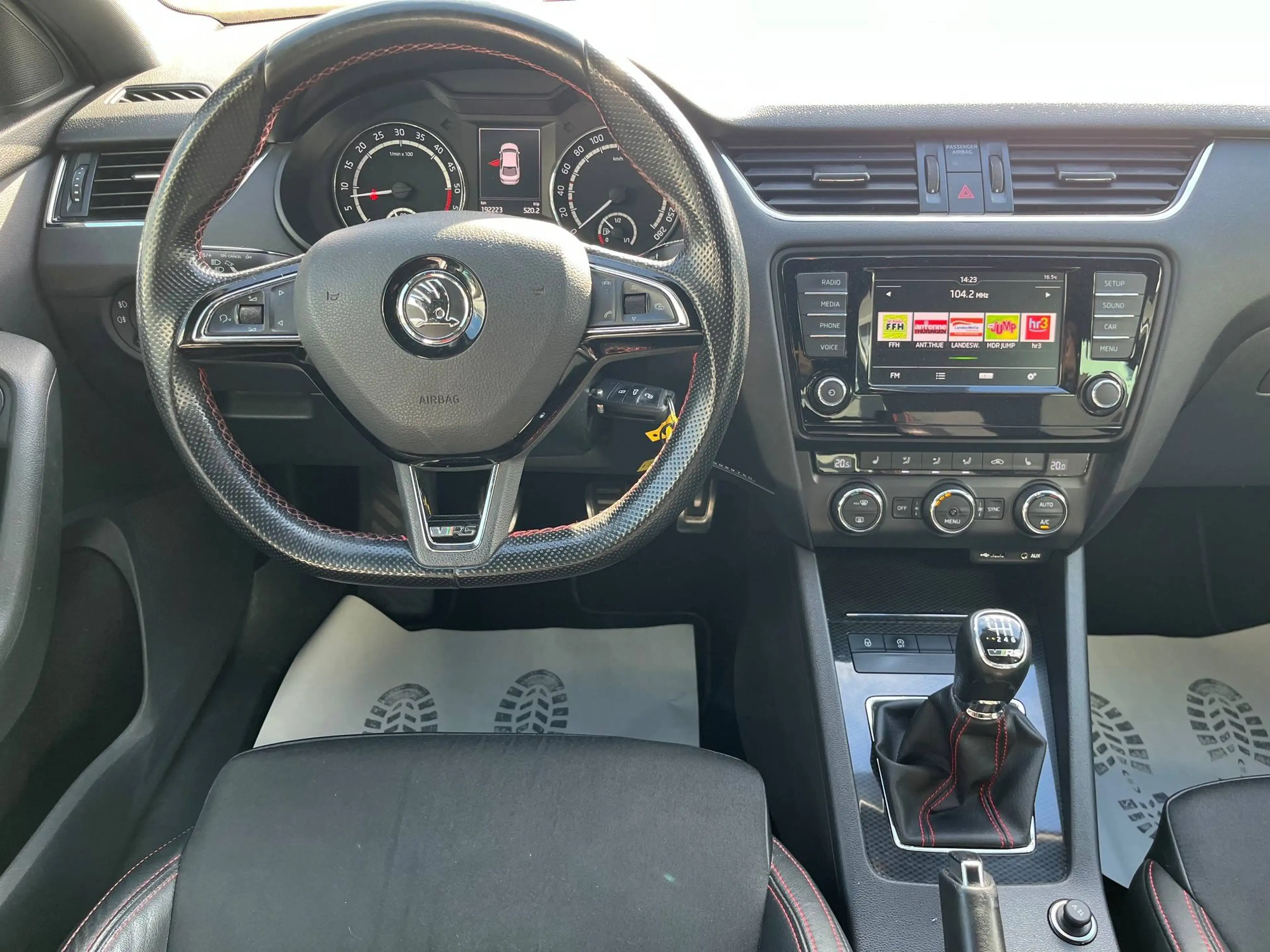 Skoda Octavia Octavia III Diesel 2.0 TDI RS AHK SHZ SUNSET — photo 8