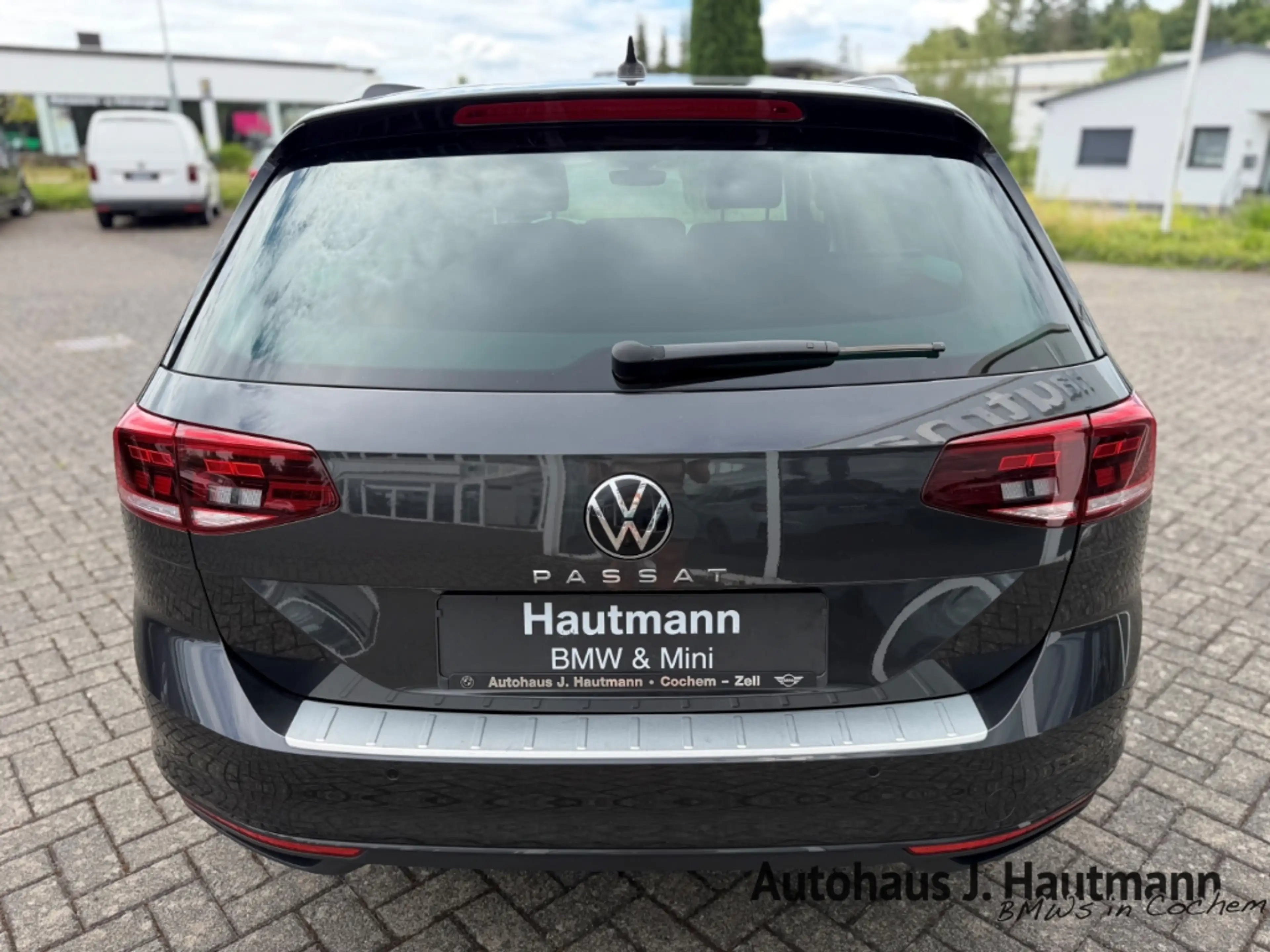 Volkswagen Passat Variant Business*1.HAND*ACC*RFK*APP*Massage* — photo 7