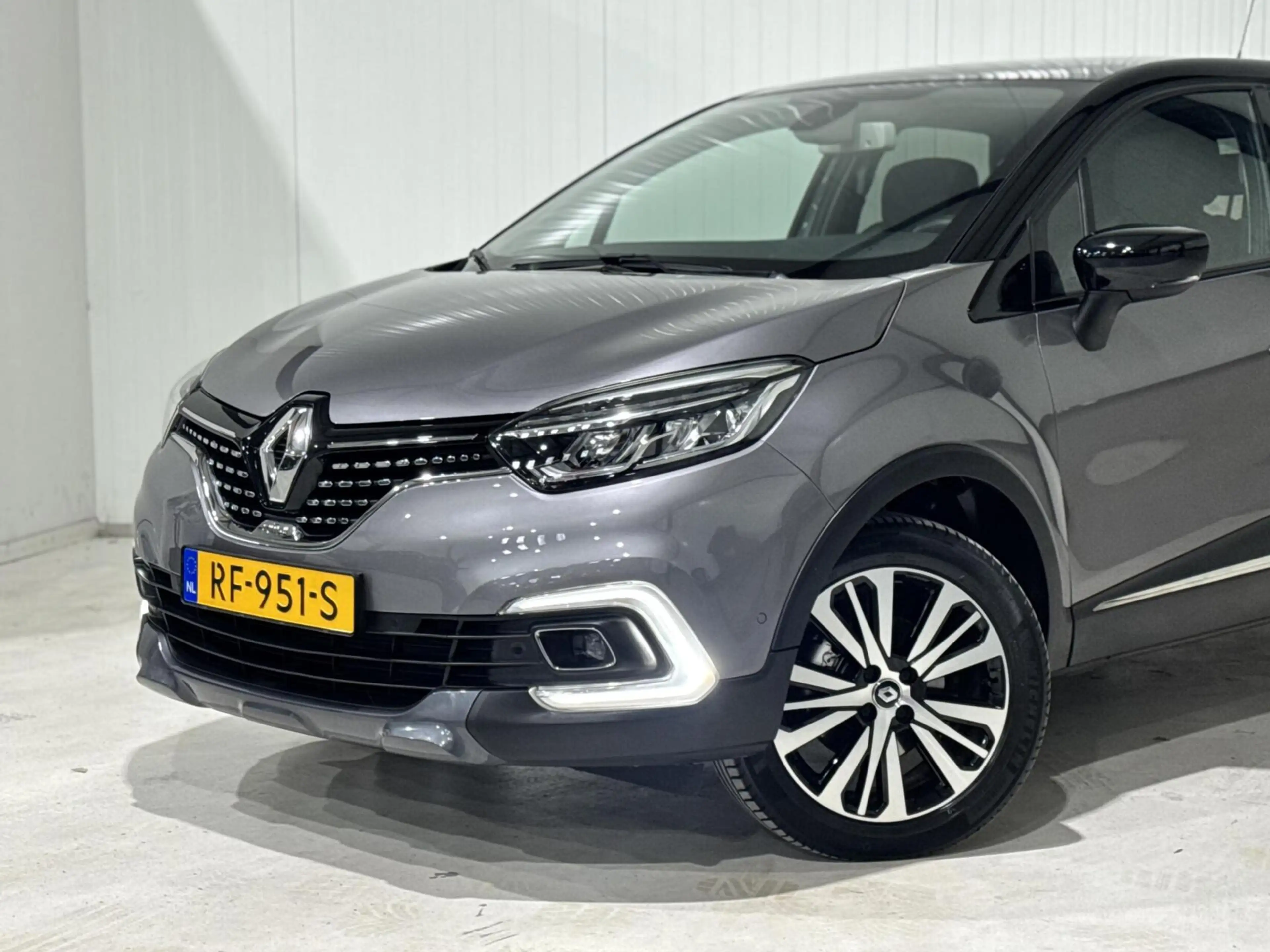 Renault Captur 1.2 TCe Initiale Paris|KEYLESS|TREKHAAK|PANO — photo 10
