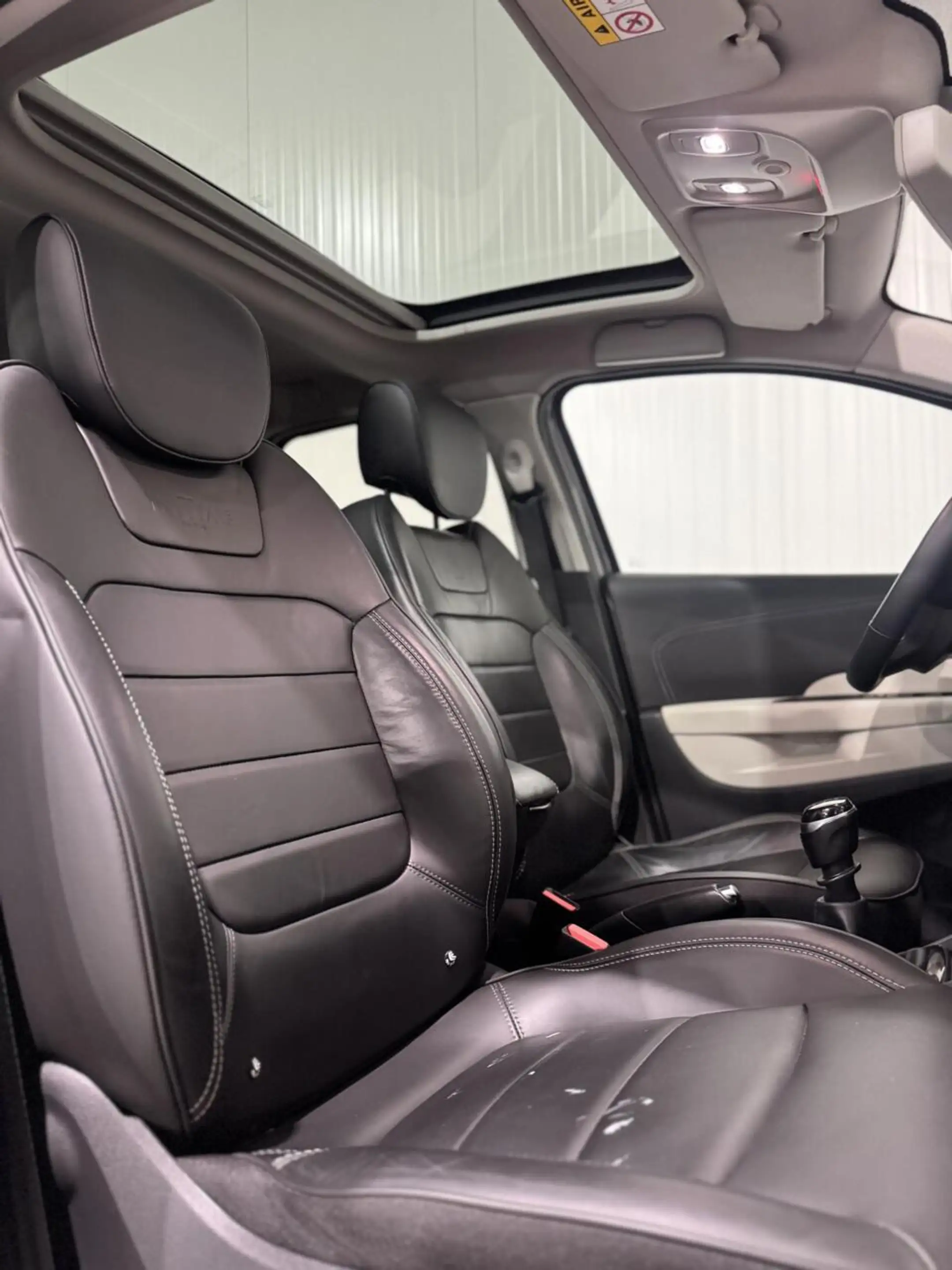 Renault Captur 1.2 TCe Initiale Paris|KEYLESS|TREKHAAK|PANO — photo 8