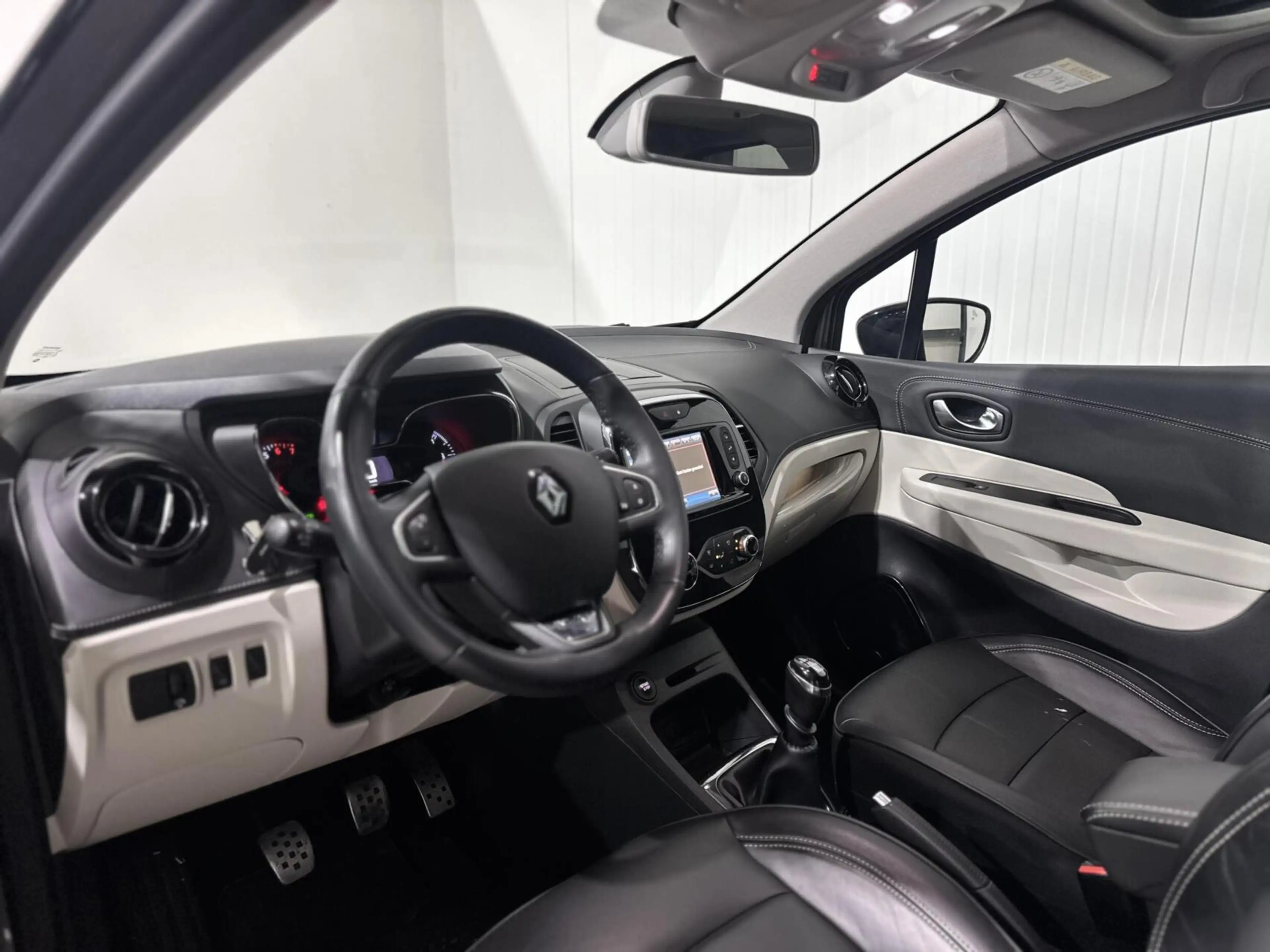 Renault Captur 1.2 TCe Initiale Paris|KEYLESS|TREKHAAK|PANO — photo 7