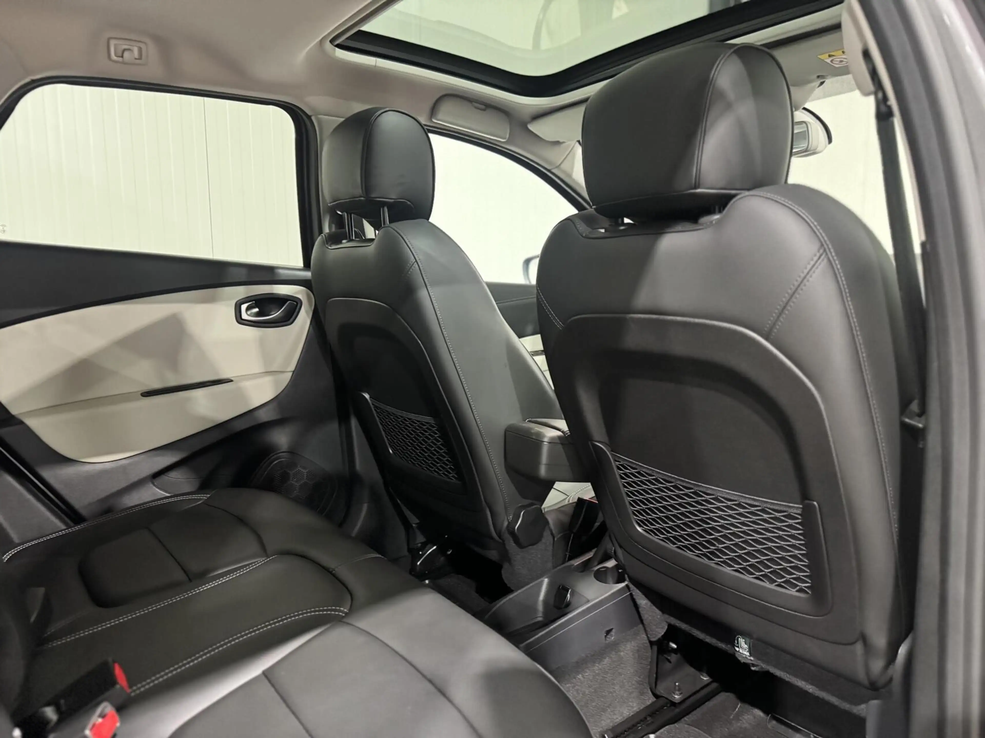 Renault Captur 1.2 TCe Initiale Paris|KEYLESS|TREKHAAK|PANO — photo 13
