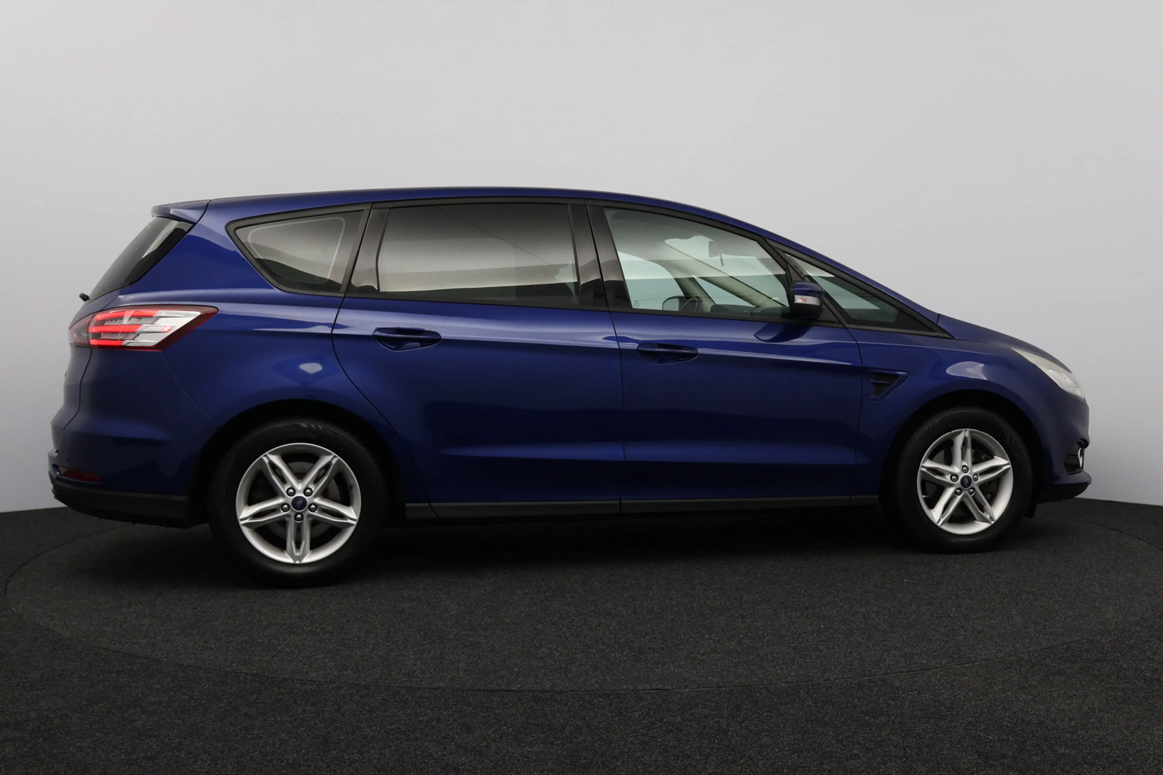 Ford S-Max 2.0 TDCi Trend Lease Edition/ 17'' LMV/ Android Au — photo 14