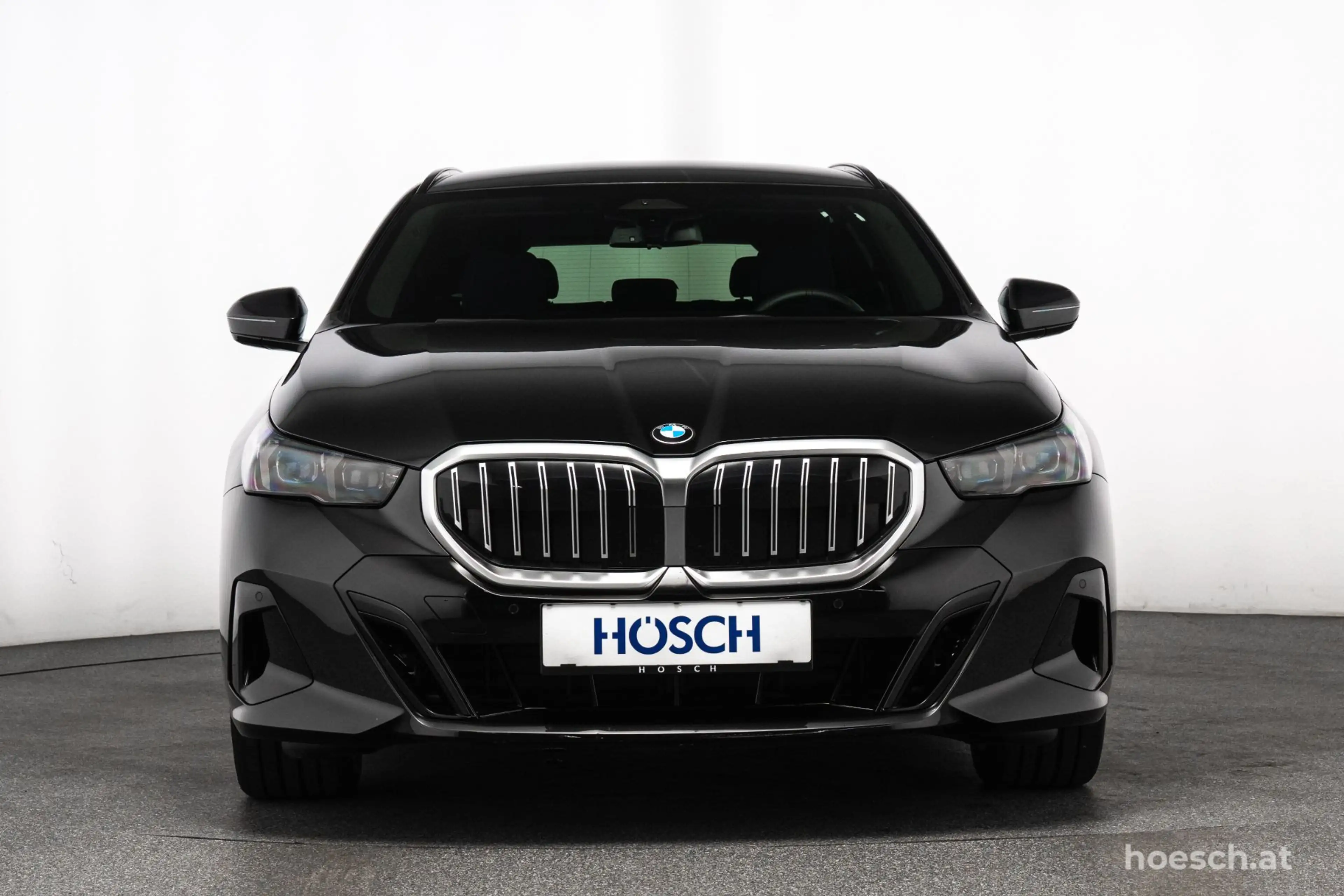 BMW 520 i Touring M Sport 19" H&K LED ASSISTENZ MEGAPREIS — photo 2