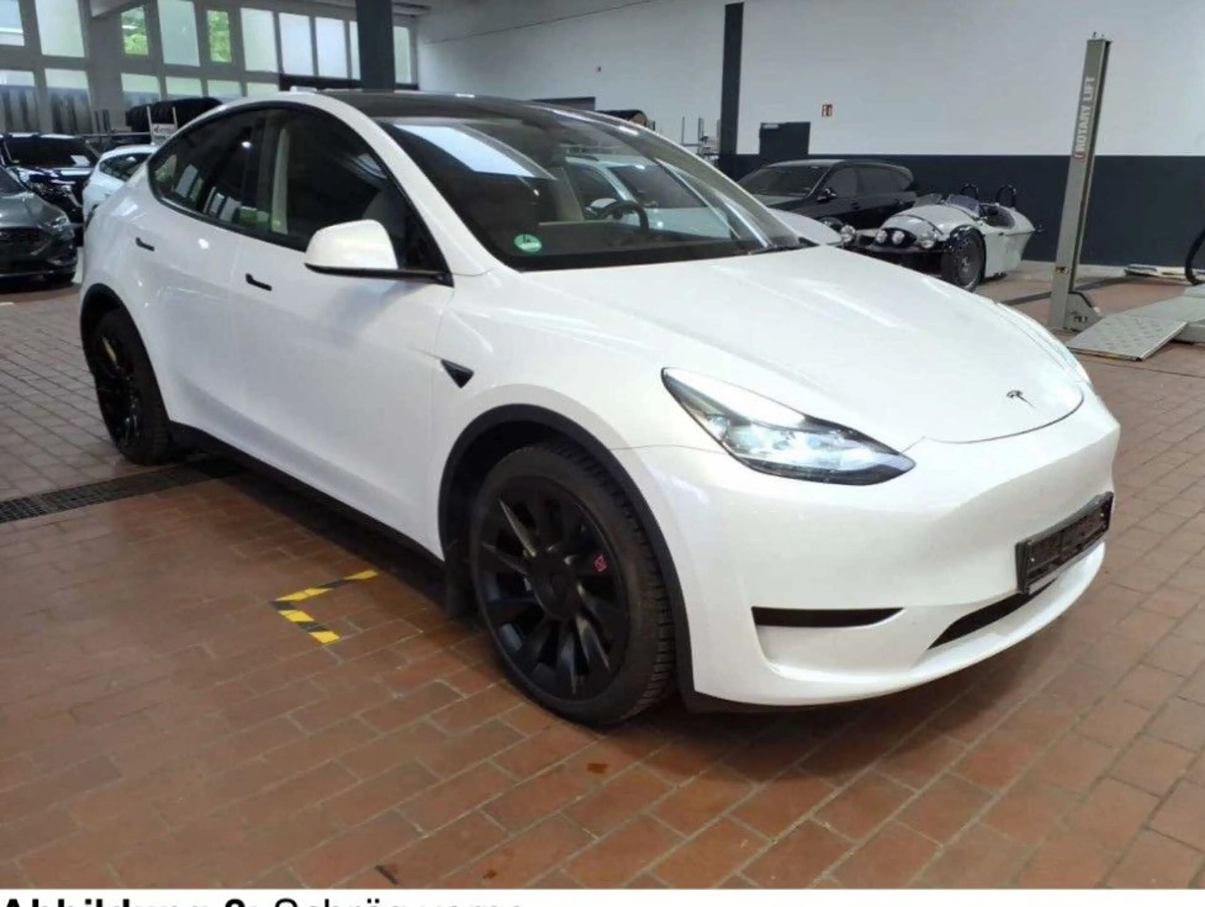 Tesla Model Y RWD Wärmepumpe/Pano/ACC/LED/Sound/Kamera — photo 2