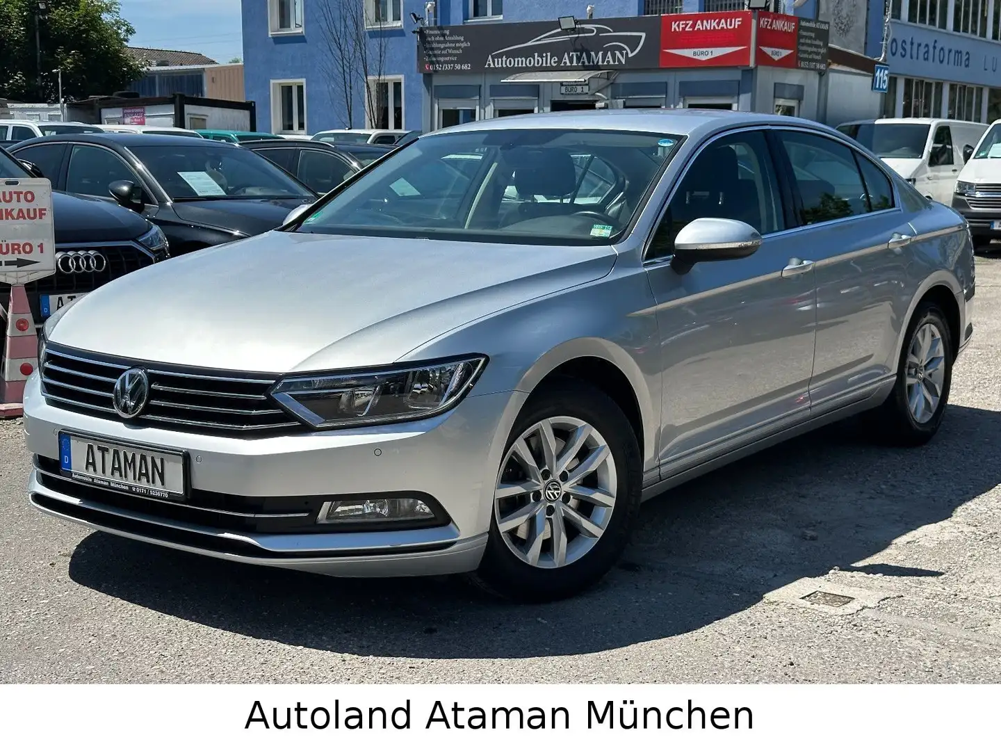 Volkswagen Passat Limousine 2.0 TDI *Comfortline* /Navi/PDC Silber - 1