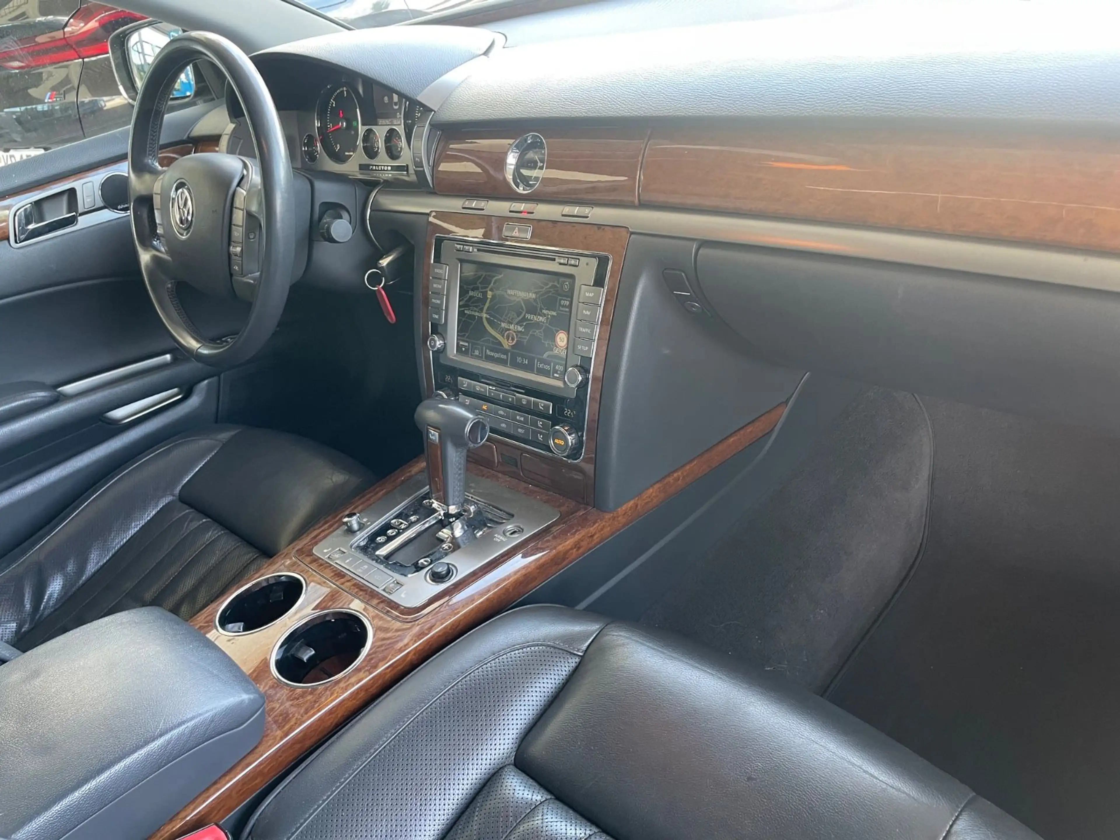 Volkswagen Phaeton PHAETON 3.0TDI-V6 4Motion/NAVI/XENON/ESD/LUFTFED — photo 7