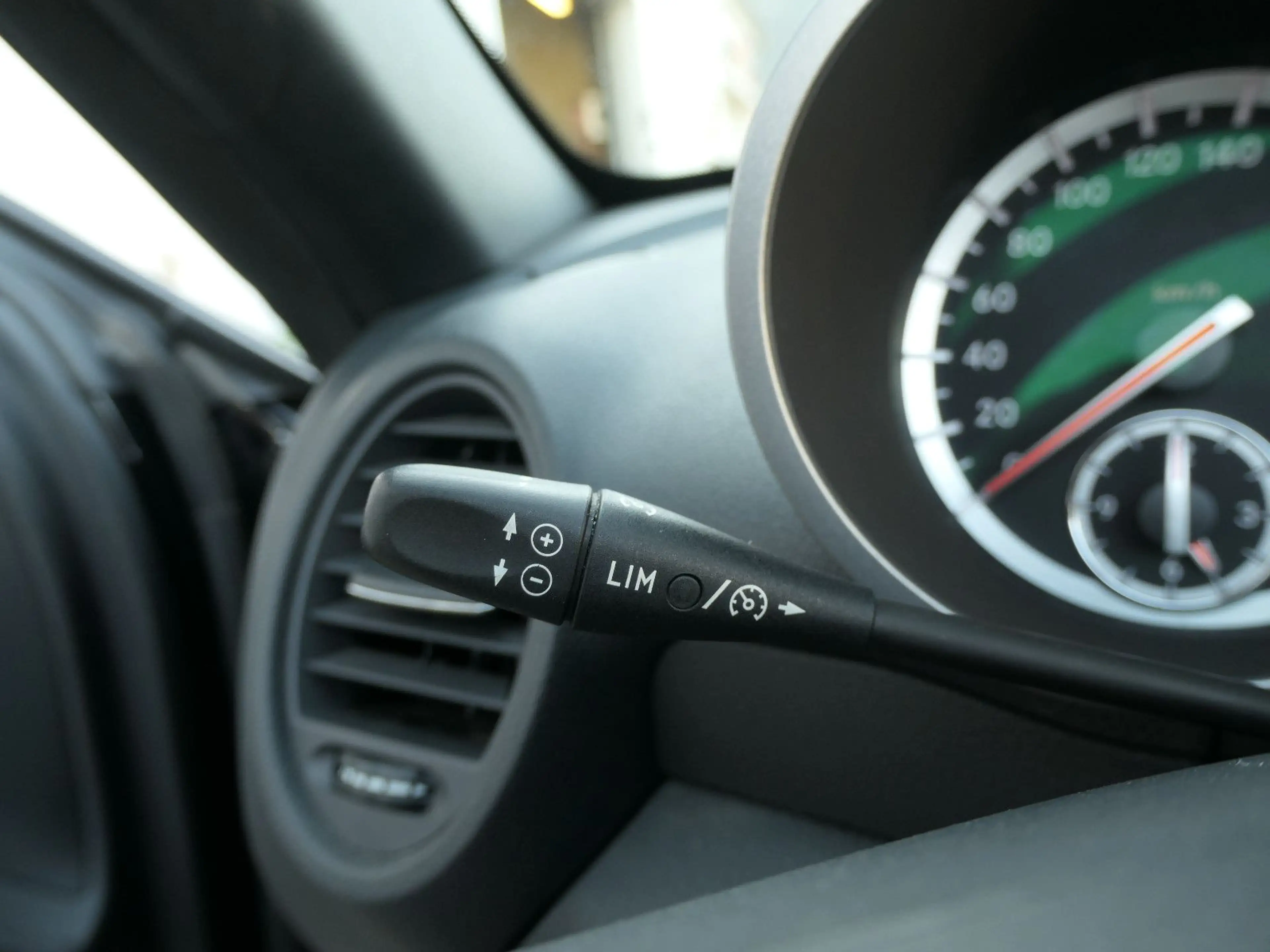 Mercedes-Benz SLK 200 Roadster Cabrio Kompressor Sitzh., Temp — photo 15