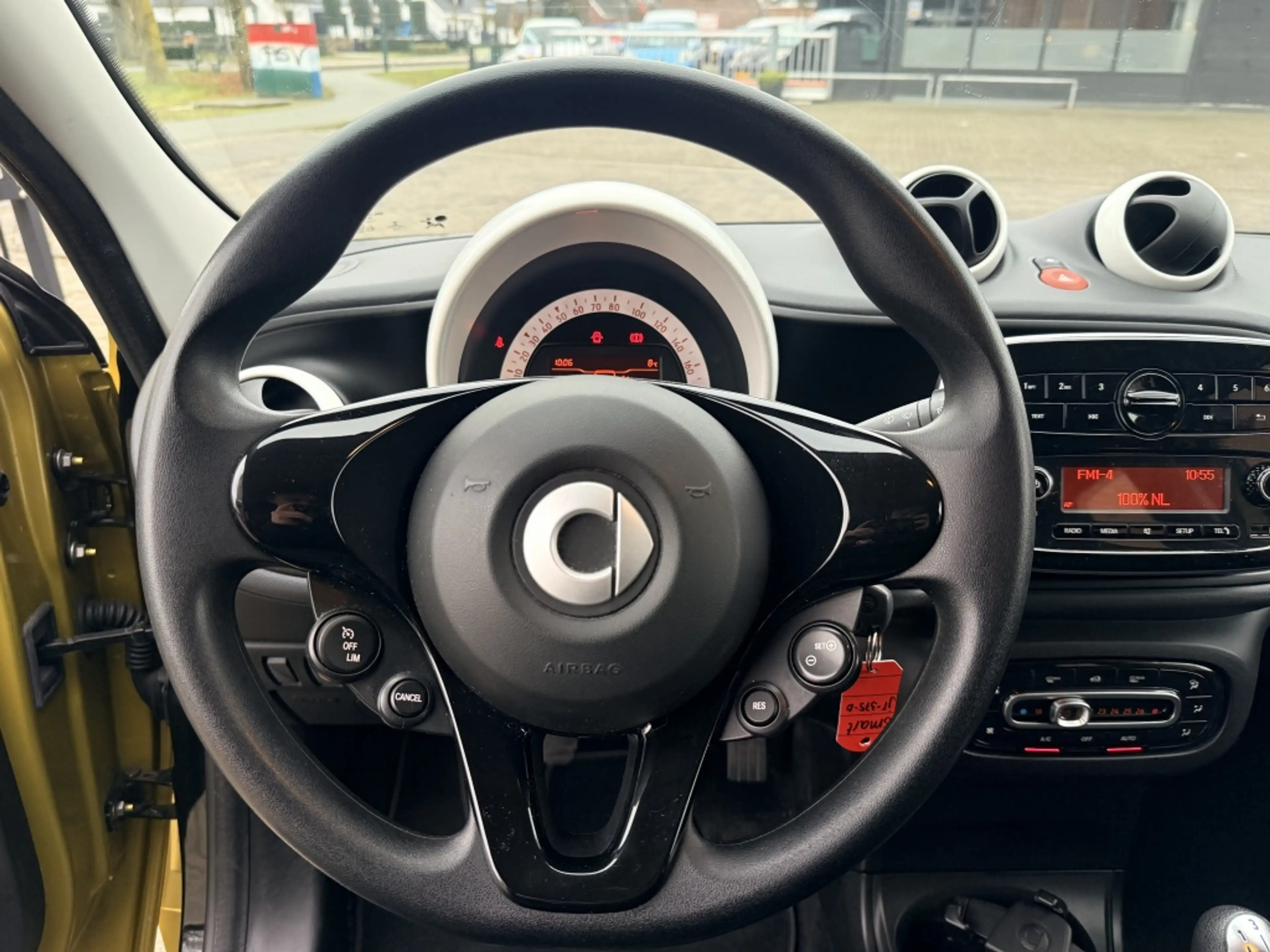 smart forFour 1.0 Pure — photo 9