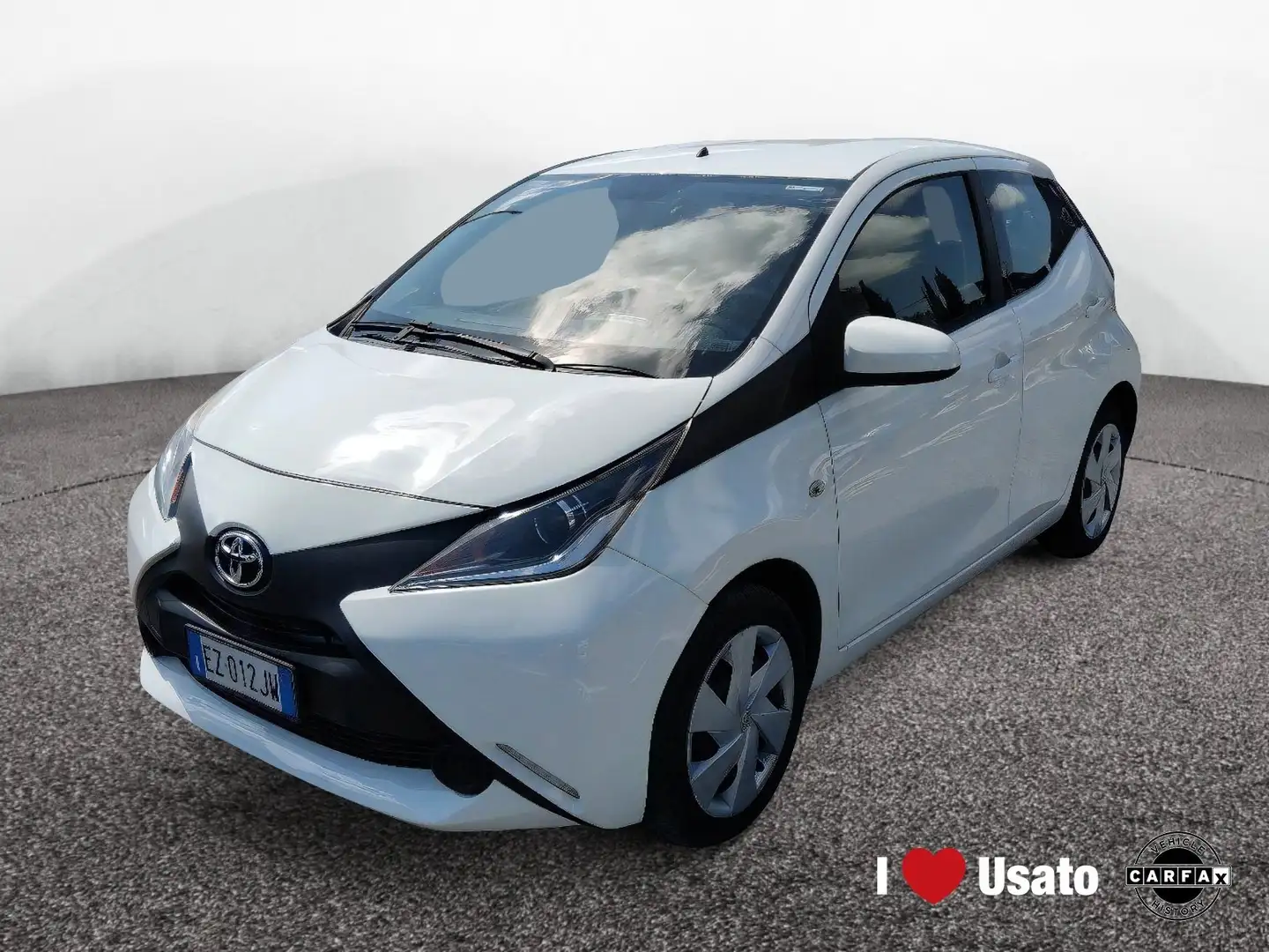 Toyota Aygo II 5p 1.0 x-cite Bianco - 1