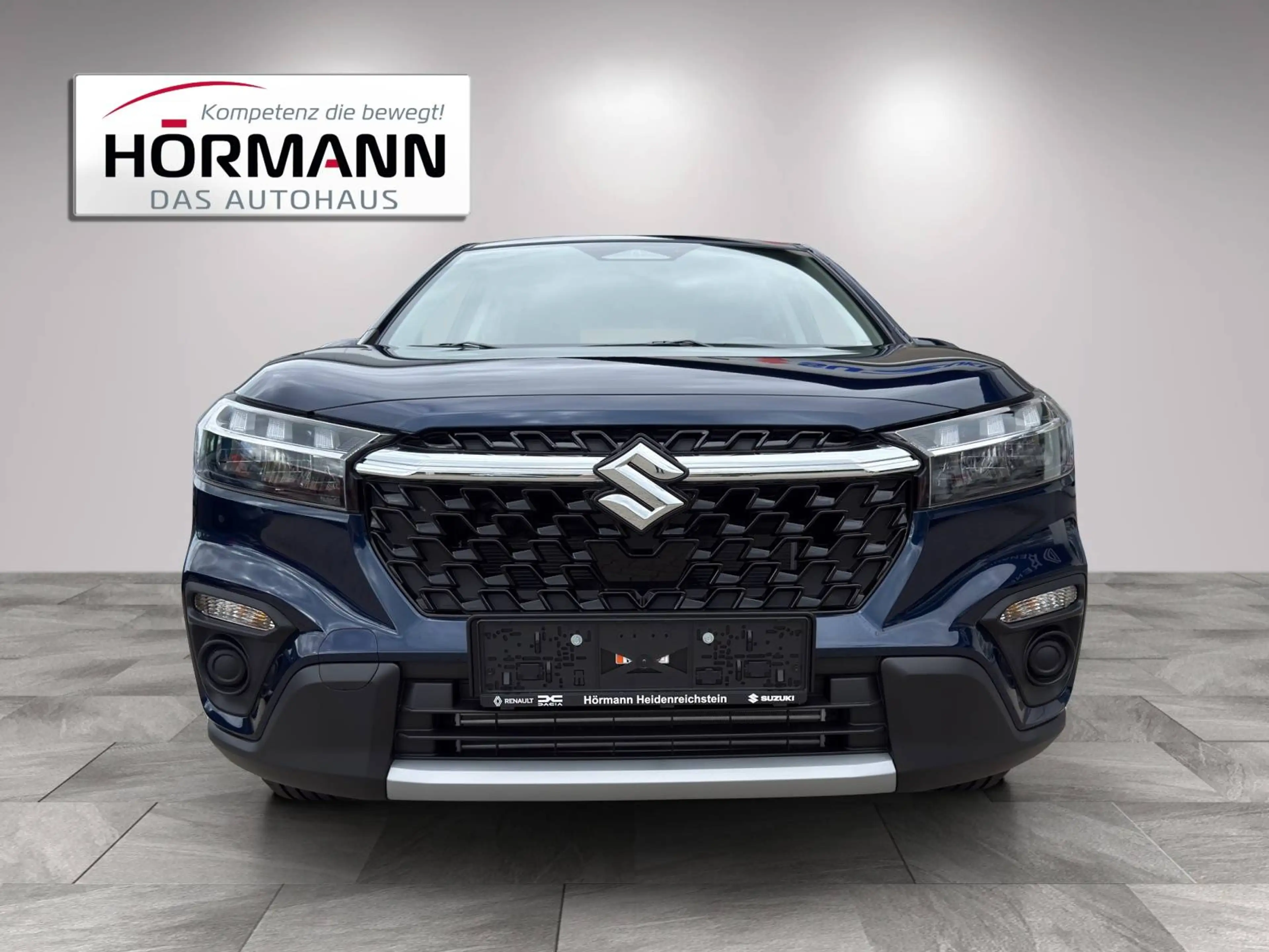 Suzuki S-Cross 1,4 Hybrid clear — photo 8