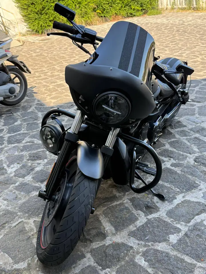 Harley-Davidson VRSC Night Rod