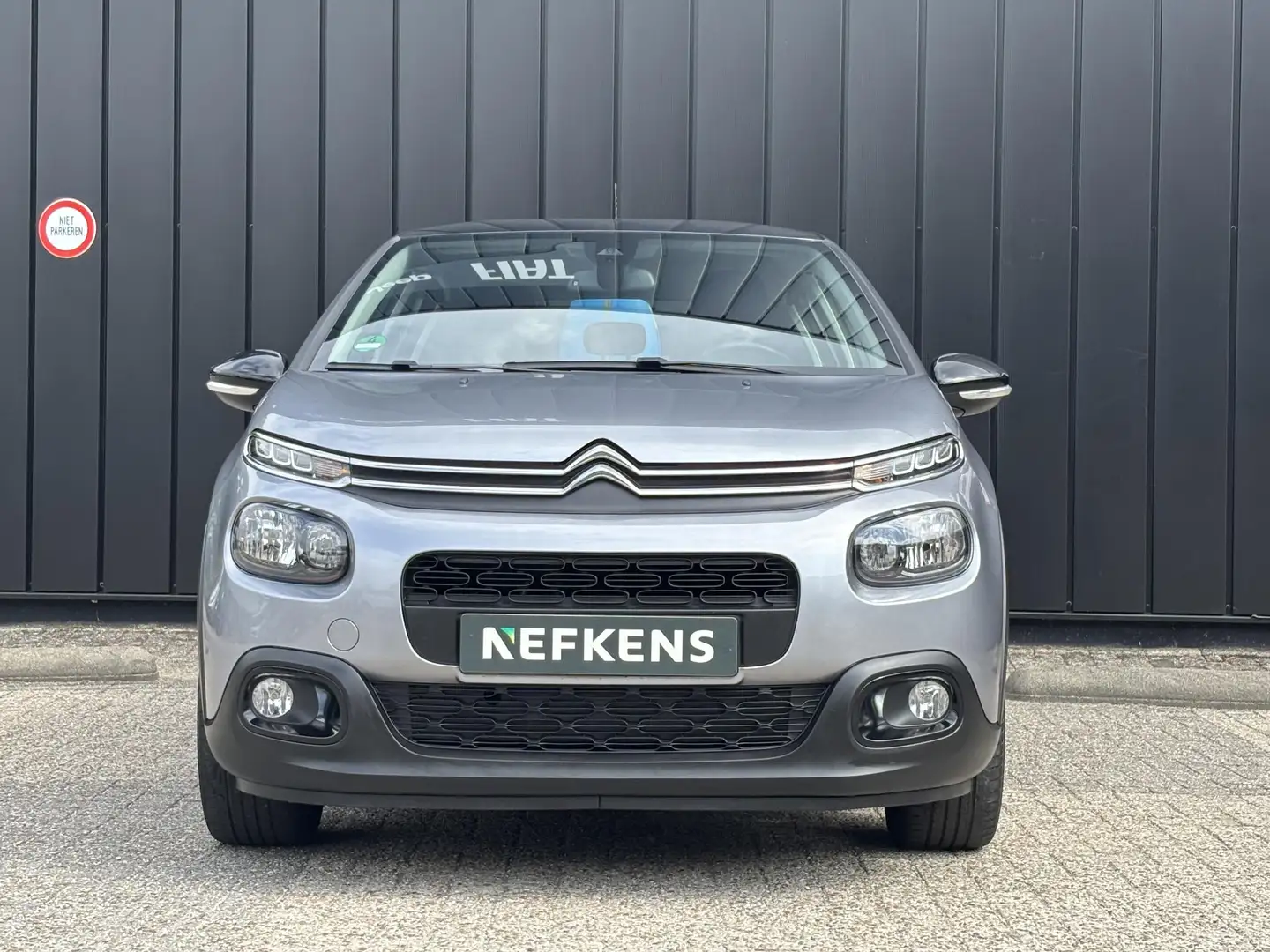 Citroen C3 1.2 83pk Shine | Navigatie | Apple CarPlay & Andro Grijs - 2