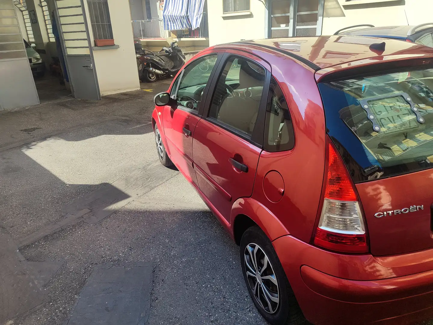 Citroen C3 1.4 Style Techno bi-energy Gpl Rouge - 2