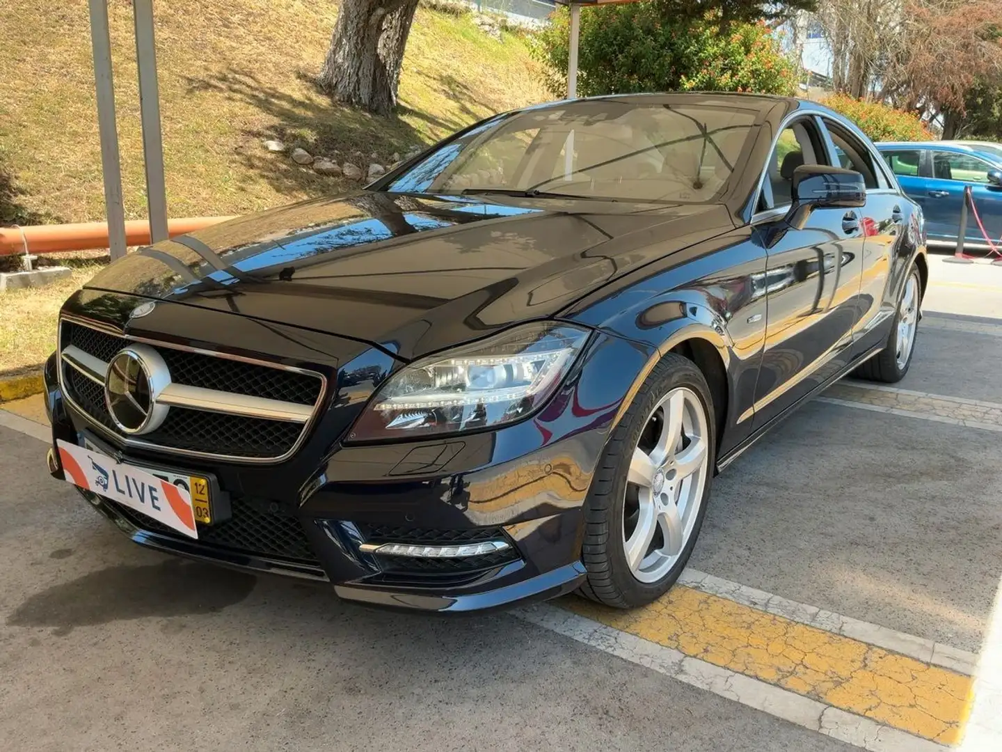 Mercedes-Benz CLS 500 CGI 4Matic +AMG-PAKET+1.HND+ACC+MASSAGE+ Синій - 1