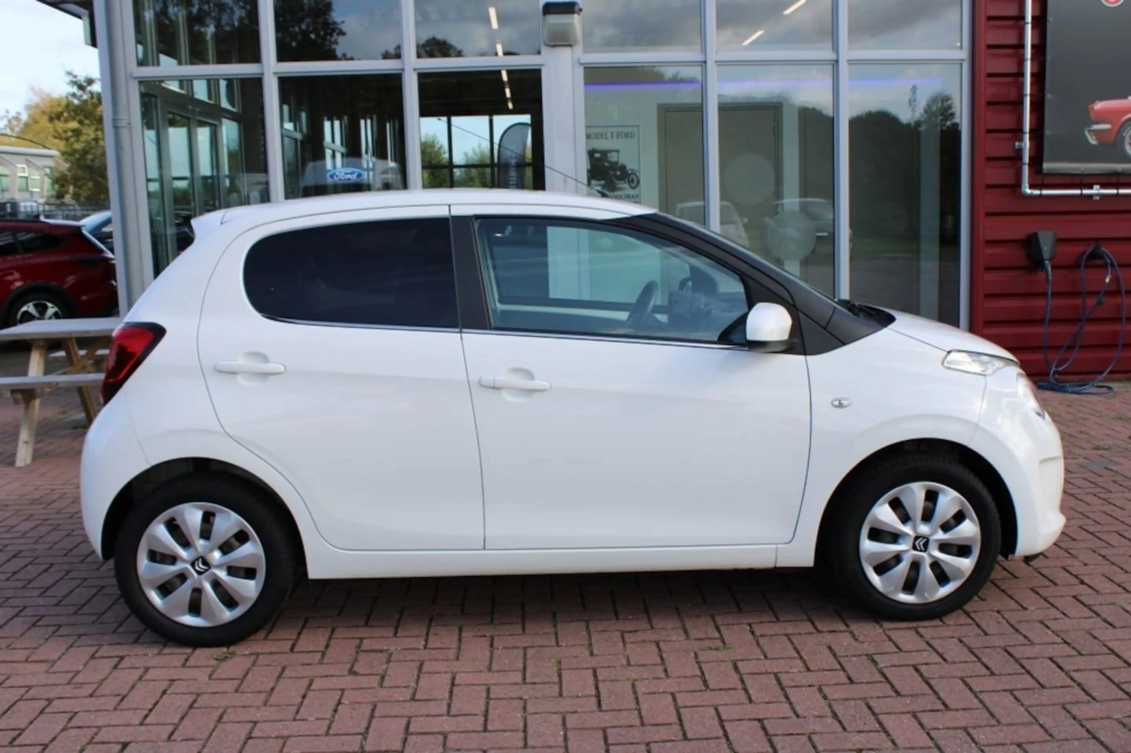 Citroen C1 1.0 VTi Feel — photo 5