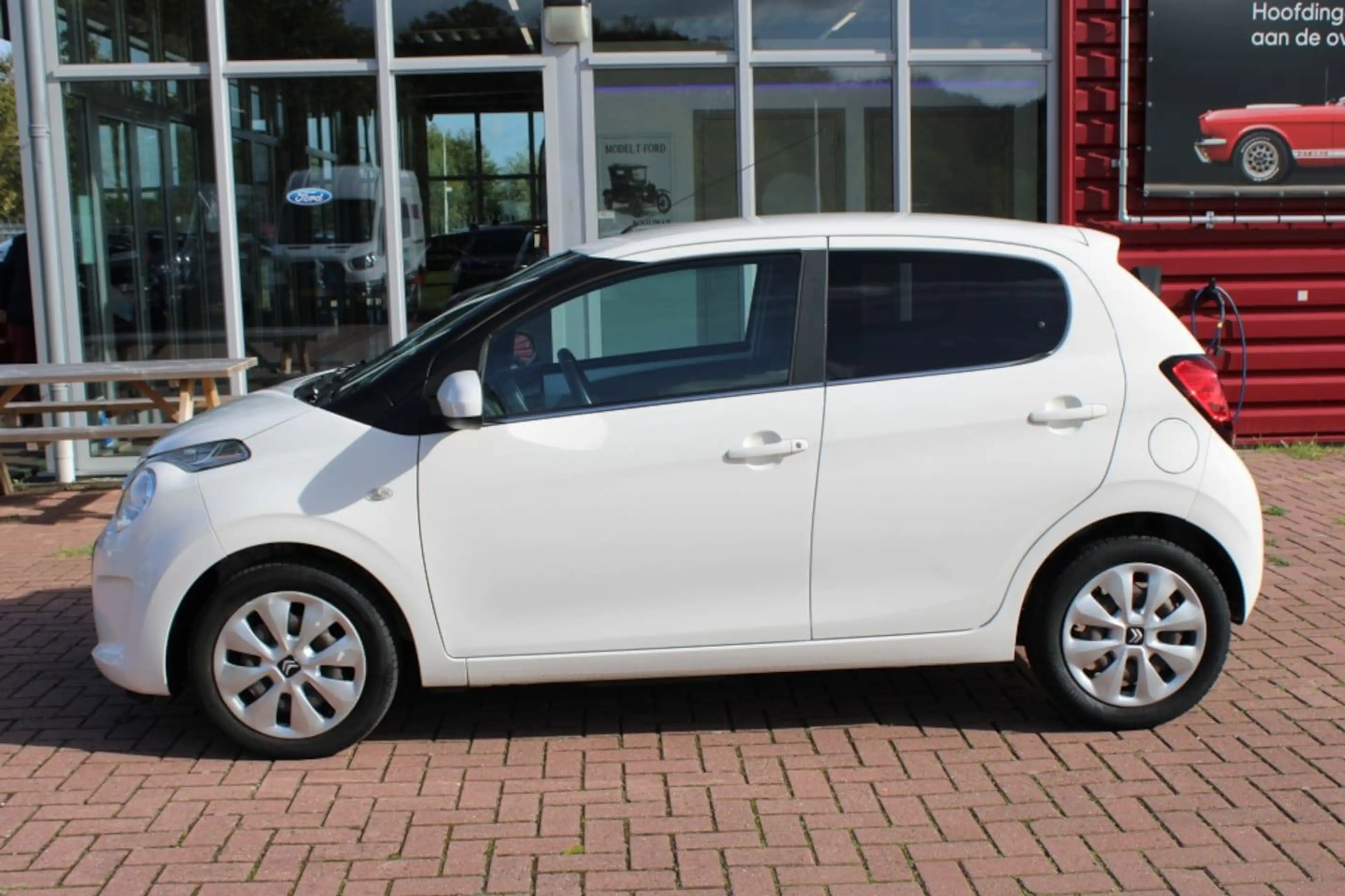Citroen C1 1.0 VTi Feel — photo 8