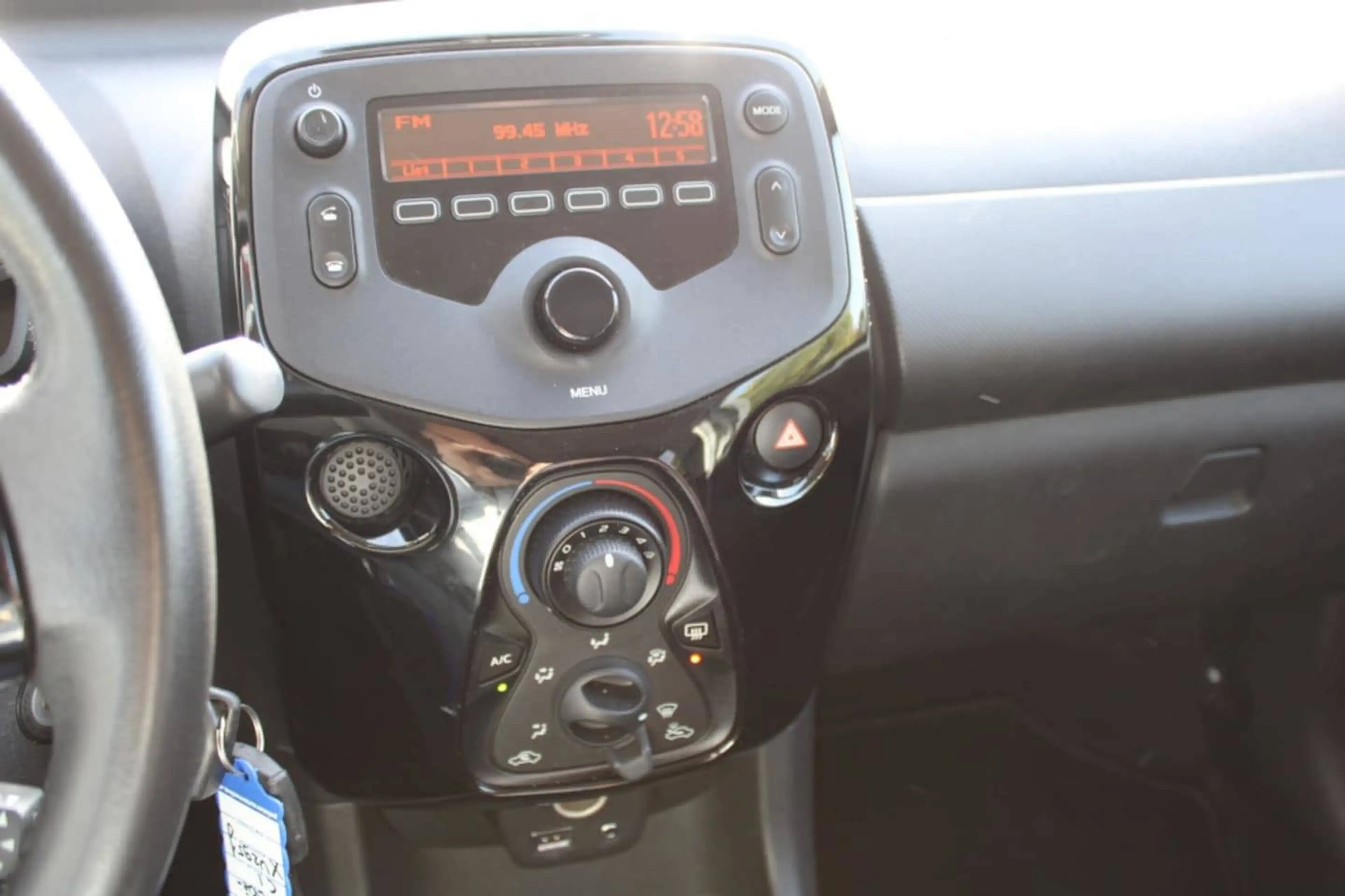 Citroen C1 1.0 VTi Feel — photo 10